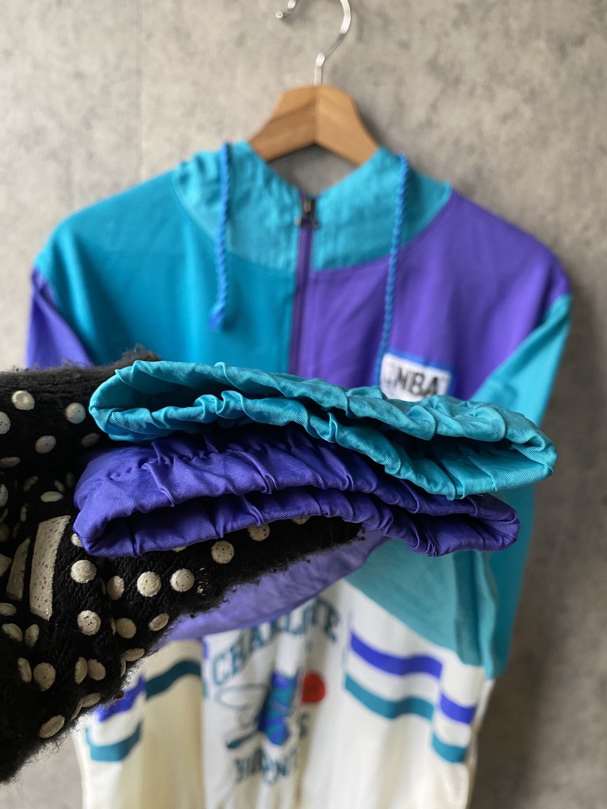 Vintage Vintage 90’s NBA Charlotte Hornets Team Hoodie Jacket Size US L / EU 52-54 / 3 - 8 Thumbnail