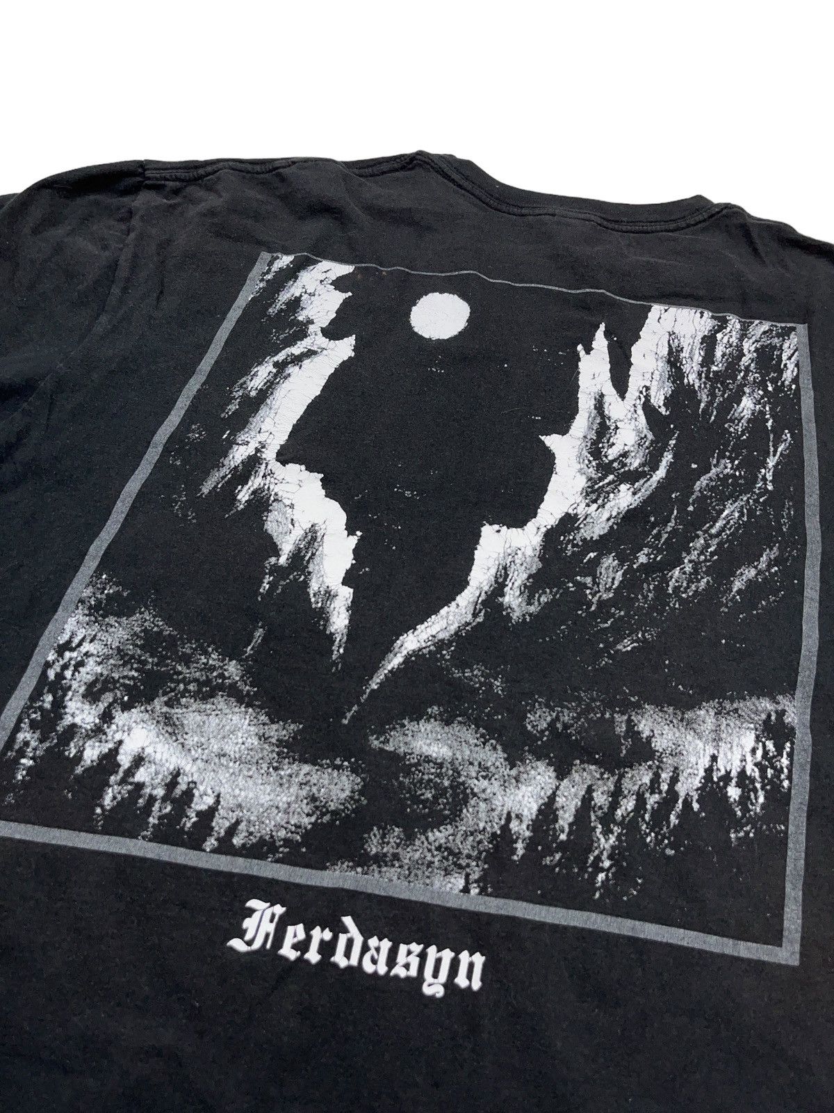 Band Tees Vintage Sun Faded Darkthrone Transilvanian Hunger T-shirt Size US XL / EU 56 / 4 - 8 Thumbnail