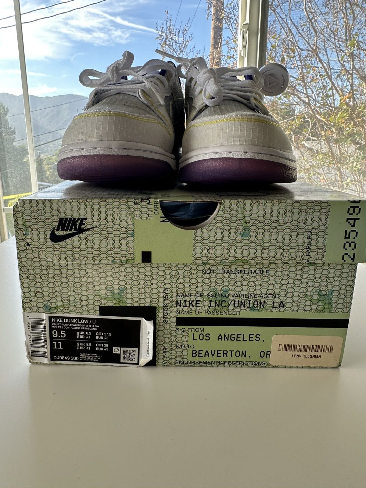 Jordan Brand × Union LA Nike Union LA x Dunk Low Passport Pack Size US 9.5 / EU 42-43 - 9 Thumbnail