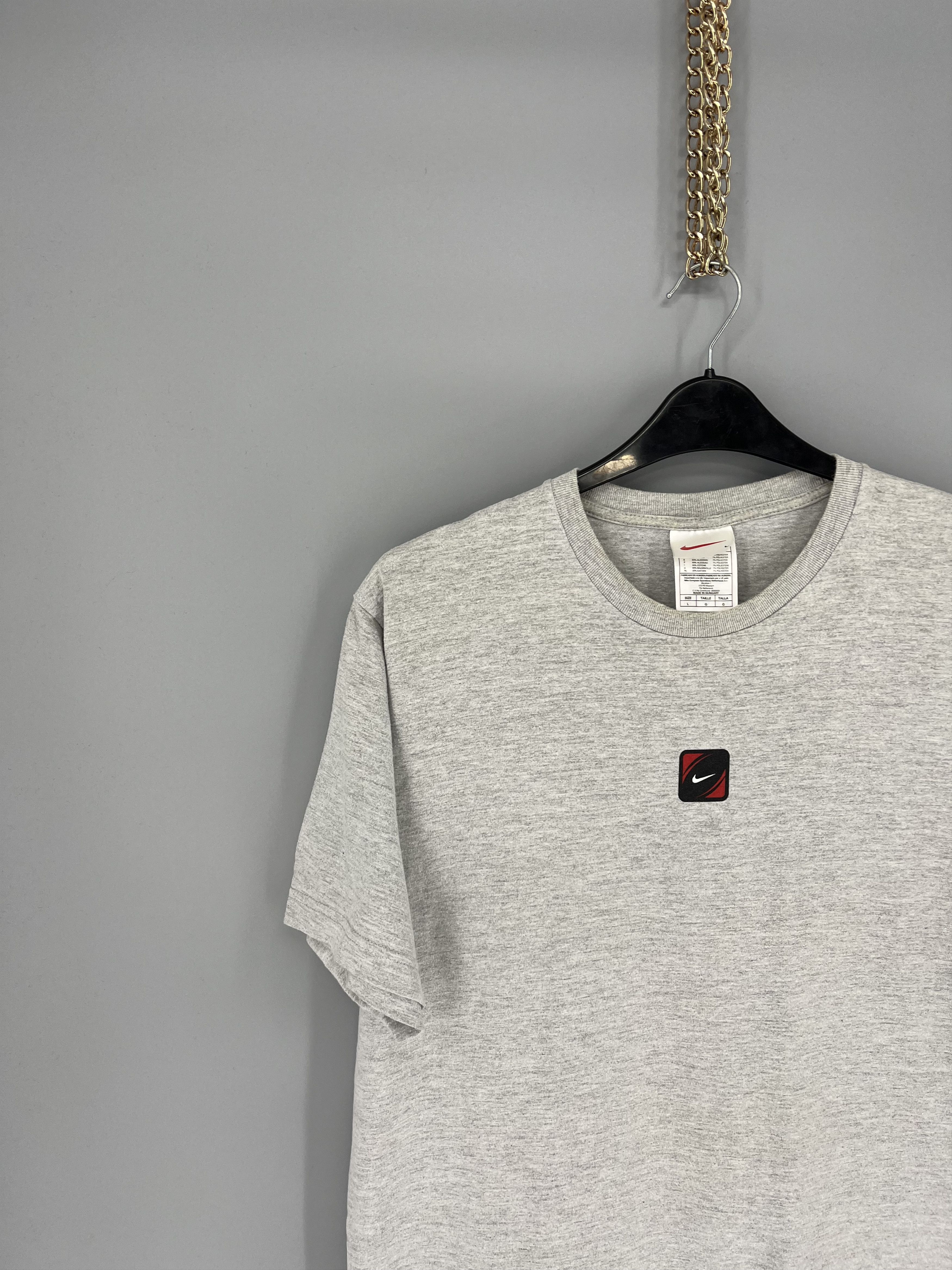 Nike Vintage 90s Nike Swoosh Logo Tee Travis Scott Style Grailed Size US L / EU 52-54 / 3 - 2 Thumbnail