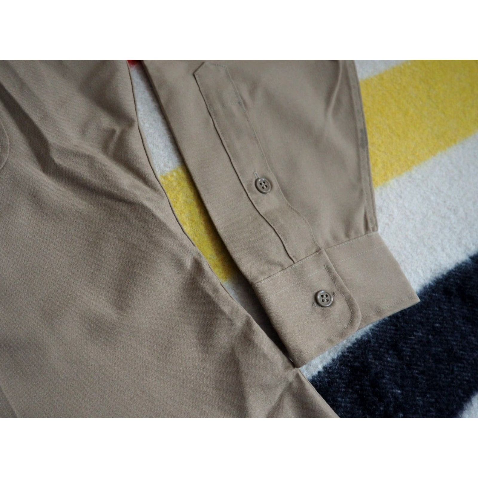 Vintage VINTAGE Great Northern USMC Marines Military Tan Wool Blend Button Shirt XL Mens Size US XL / EU 56 / 4 - 5 Thumbnail