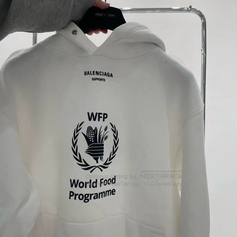 Balenciaga Balenciaga World Food Programme Logo White Hoodie Size US XS / EU 42 / 0 - 4 Thumbnail