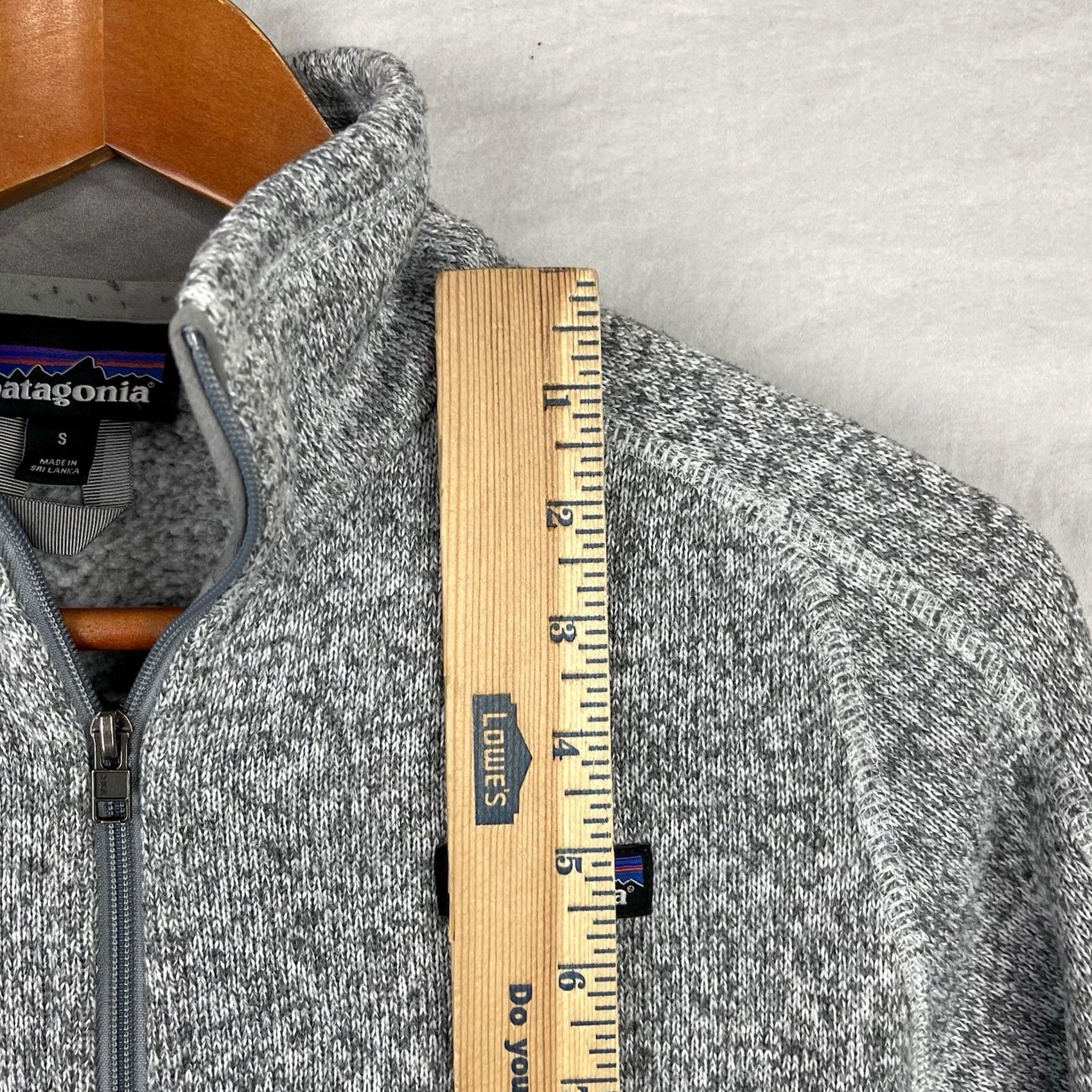 Patagonia Patagonia Sweater Women Small Full Zip Fleece Jacket Gray Embroidered Logo Outdoor Logo Size S / US 4 / IT 40 - 7 Thumbnail