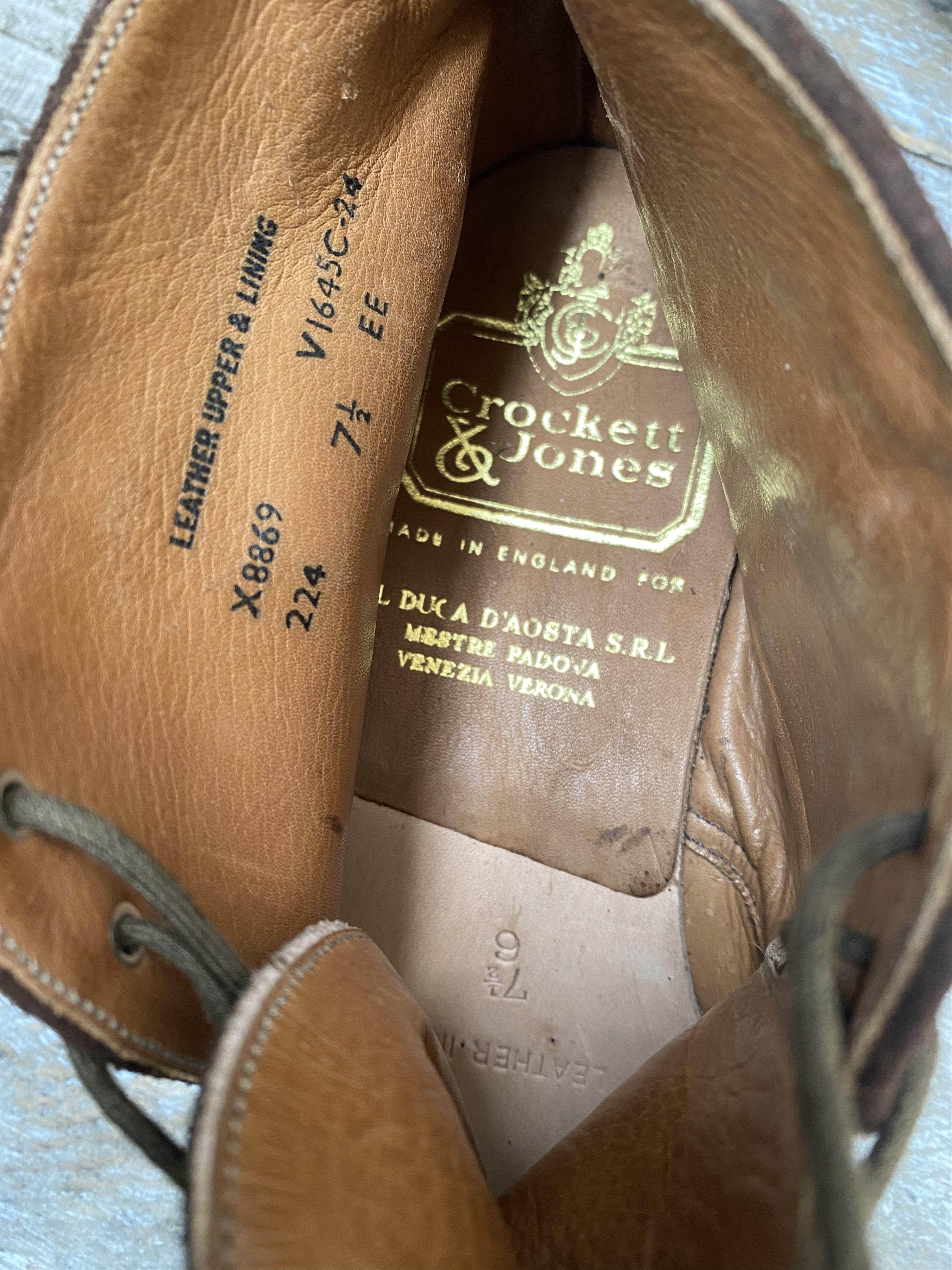 Crockett & Jones Crockett and jones brown chukka suede boots Size US 8.5 / EU 41-42 - 11 Thumbnail