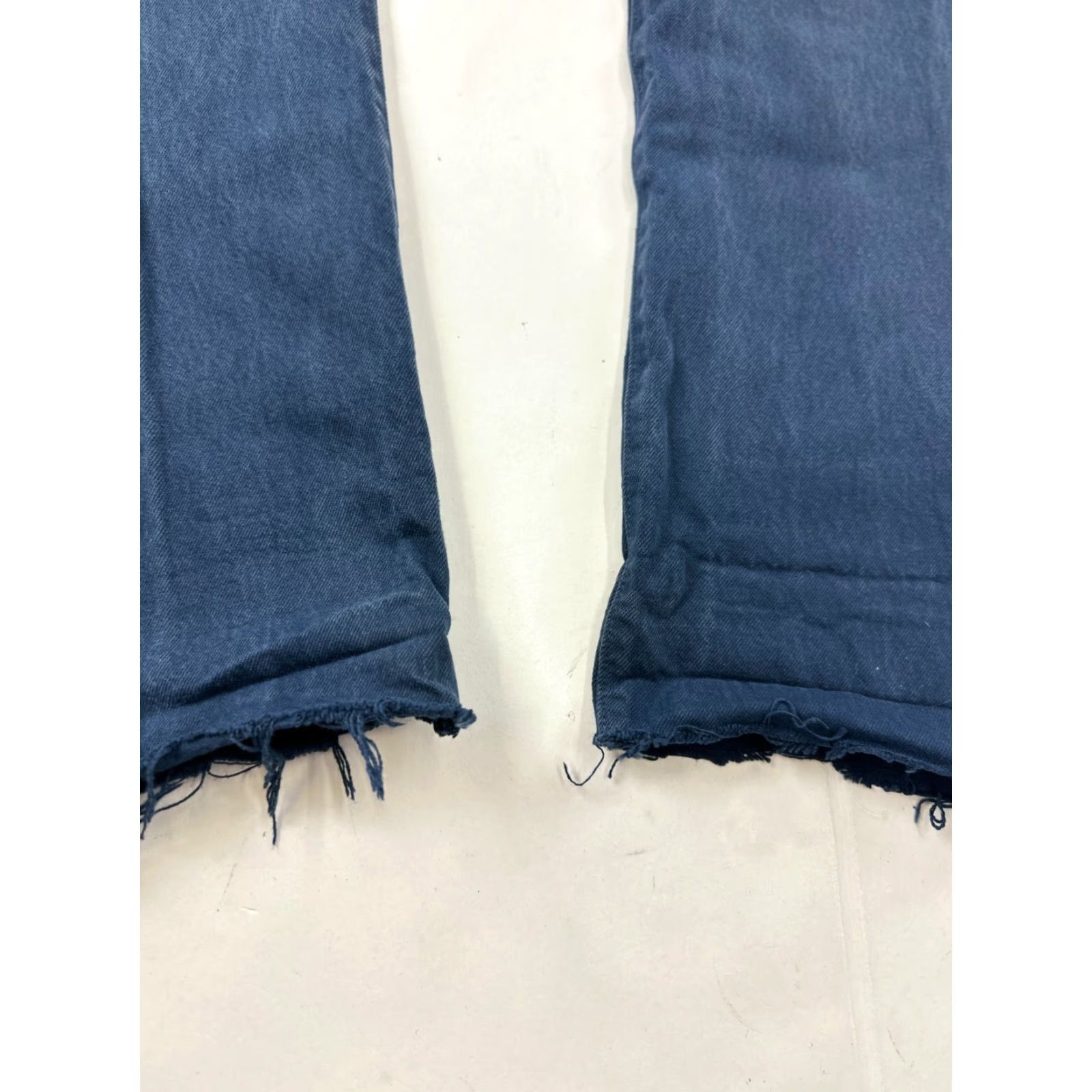J.Crew J.Crew Jeans Men 34x34 Denim Mid Rise Straight Leg Frayed Hem Blue 5-Pocket Dark Wash Casual Preppy Mens Size US 34 / EU 50 - 2 Thumbnail