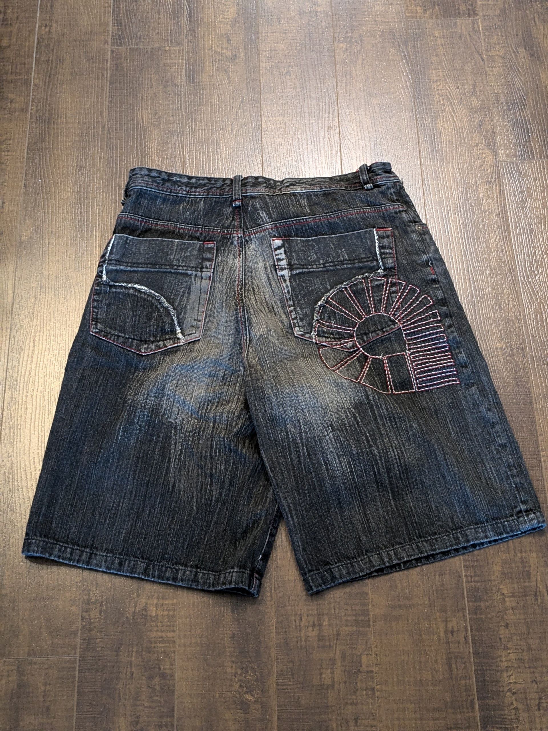 Akademiks offers Jean Shorts