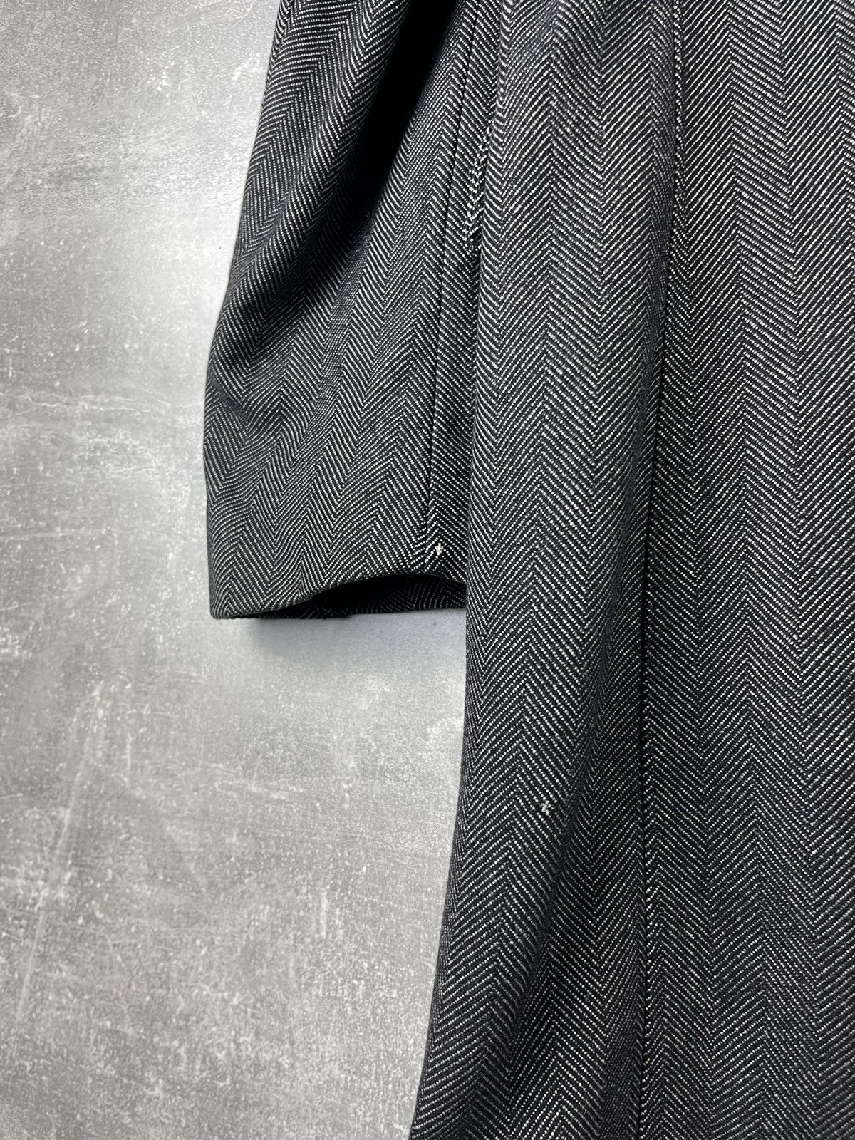 Boglioli Vintage Boglioli Herringbone Wool Overcoat Made In Italy Size US L / EU 52-54 / 3 - 7 Thumbnail