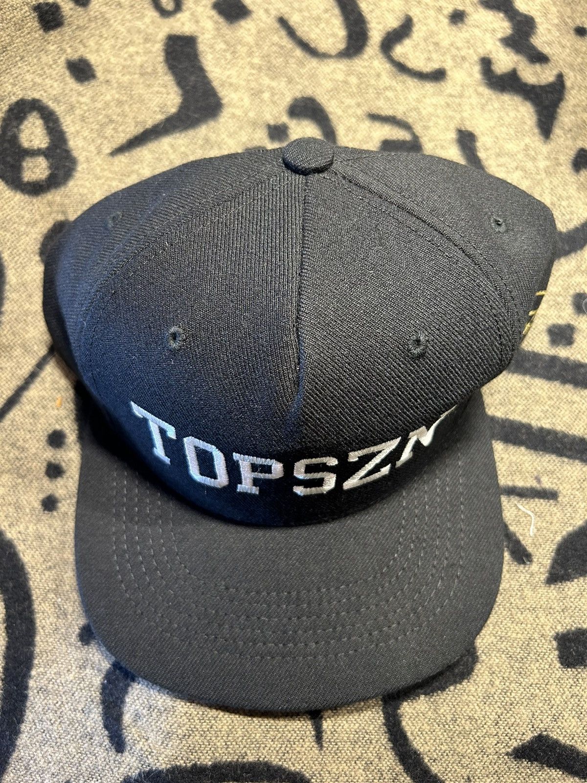 October's Very Own 2014 TOPSZN x OVO F&F Red Label Hat Size ONE SIZE - 1 Thumbnail