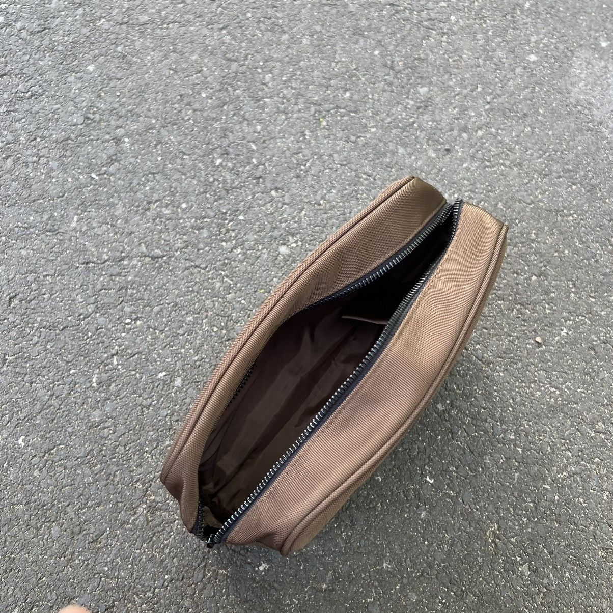 Gucci Brown toiletry bag Gucci parfums Size ONE SIZE - 3 Thumbnail