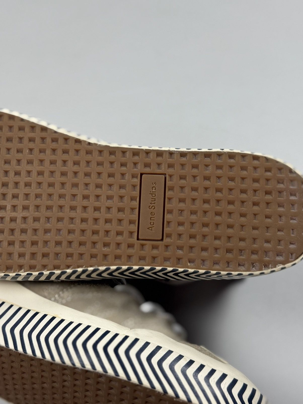 Acne Studios Acne Studios FW17 Connor High Top Sneakers Shoes Size 44 Size US 10 / EU 43 - 18 Thumbnail