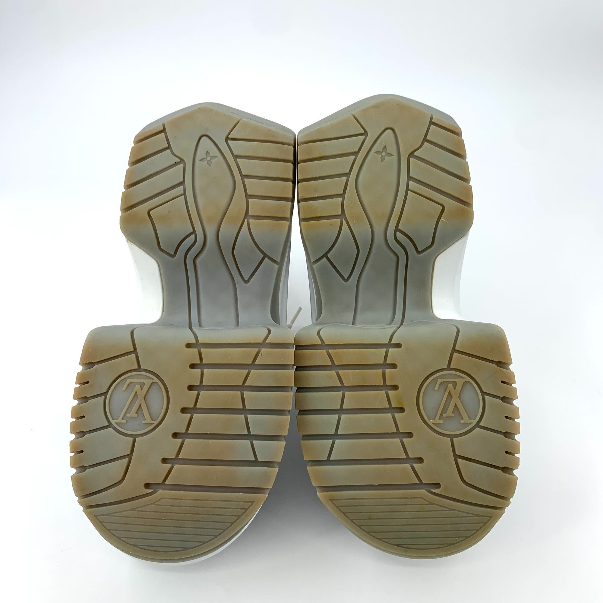 Louis Vuitton Louis Vuitton Archlight Sneakers White/Brown Womens Size 36 Size US 6.5 / IT 36.5 - 7 Thumbnail