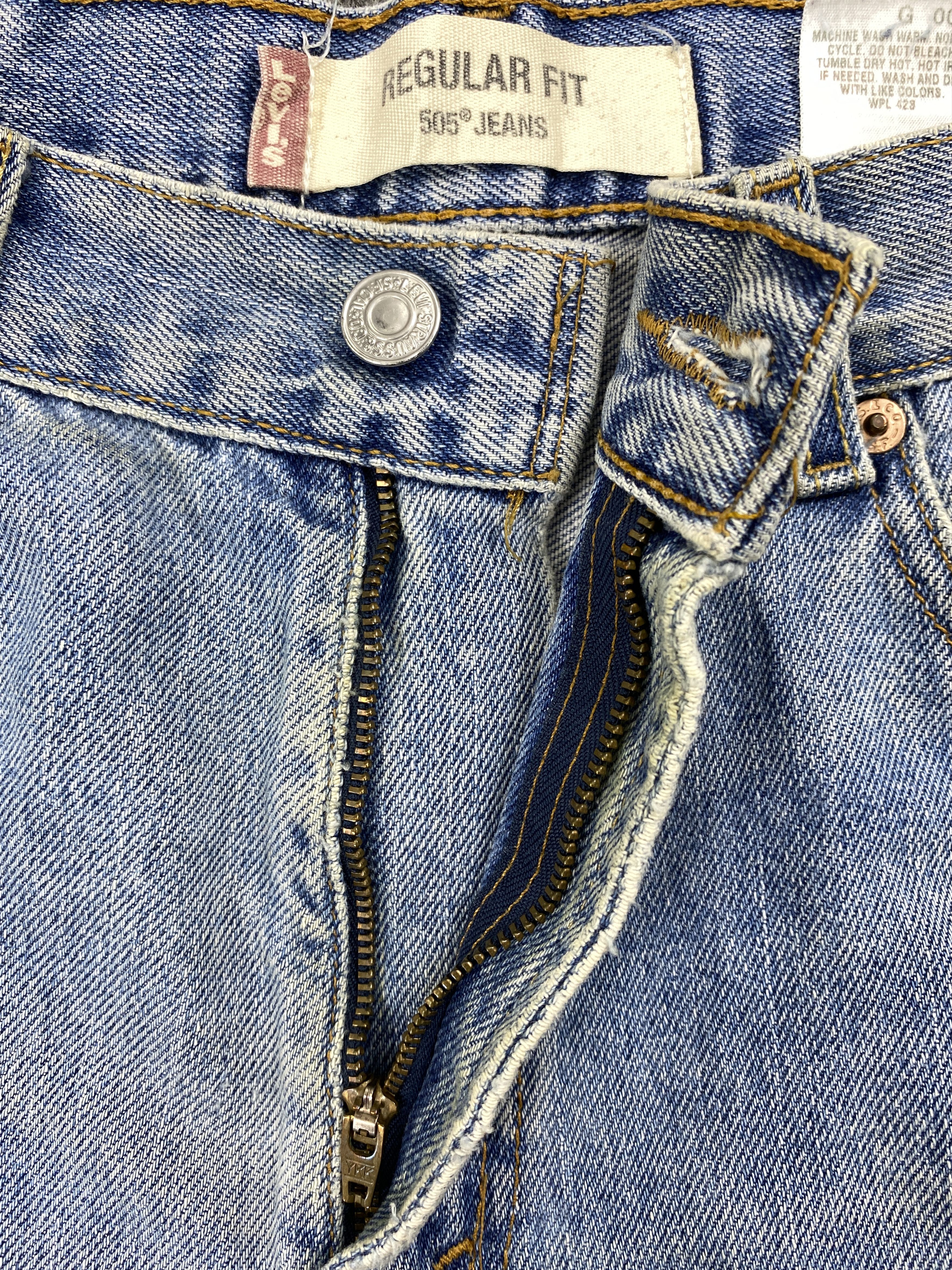 Levi's Blue Wash Vintage Levi's 505 Jeans 33x29 Denim -JN1275 Size US 33 - 6 Thumbnail