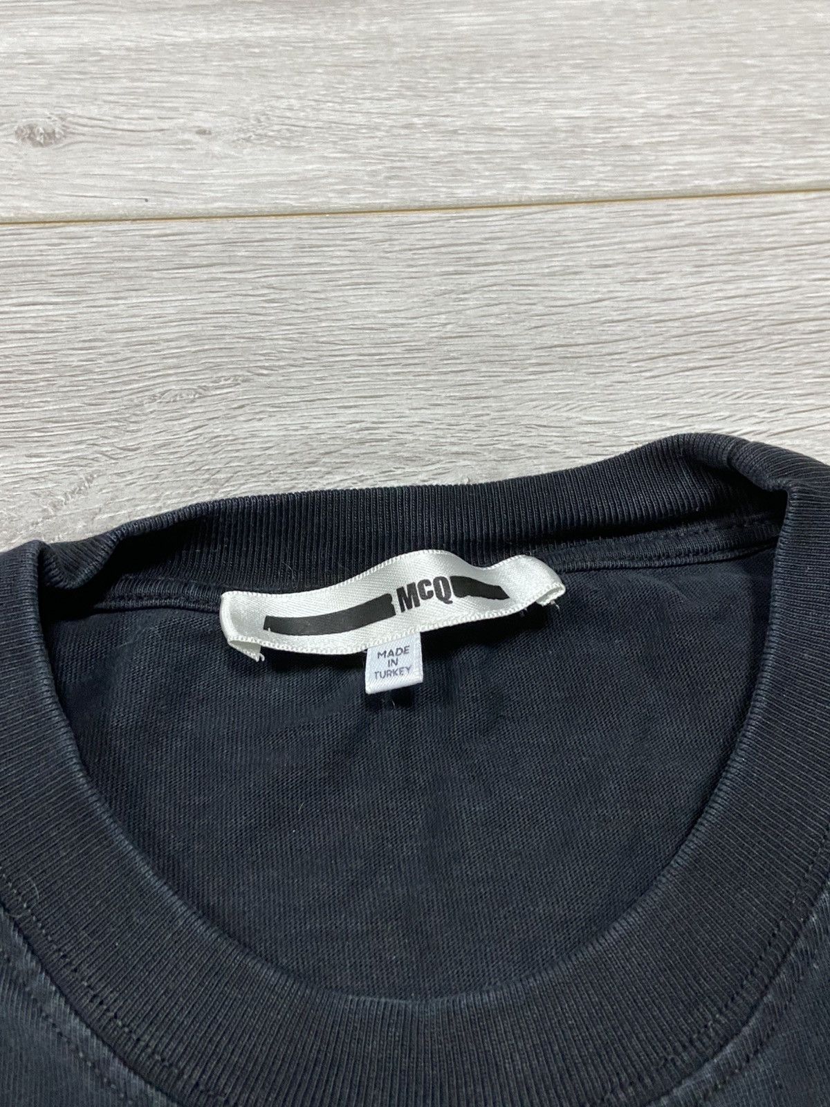 Alexander McQueen MCQ RARE Alexander McQueen Drone Unit vintage t-shirt Size US M / EU 48-50 / 2 - 5 Thumbnail