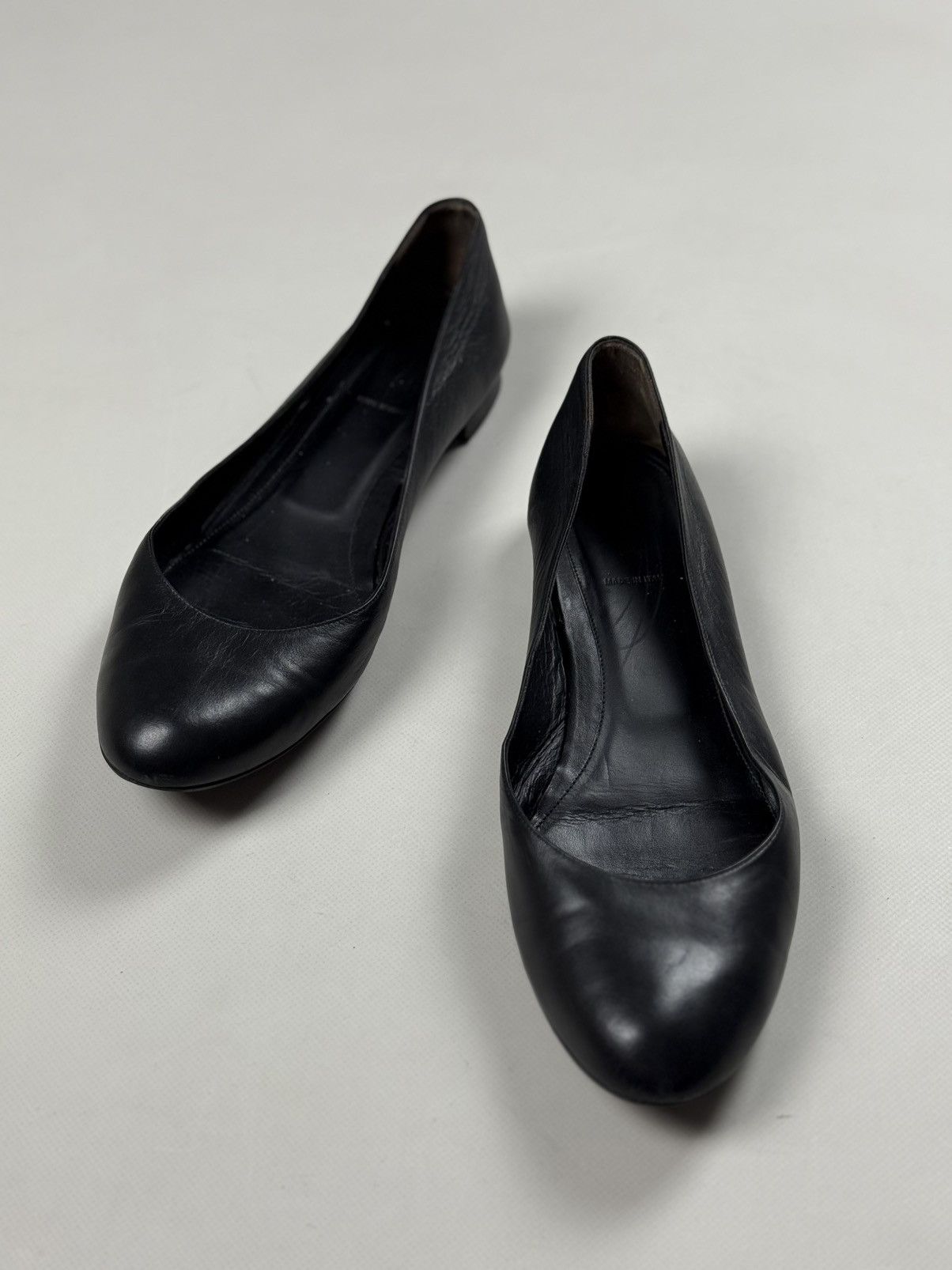 Fendi Fendi Roma Ladies Leather Flats Ballets Size 41 / US 11 Size US 11 / IT 41 - 8 Thumbnail