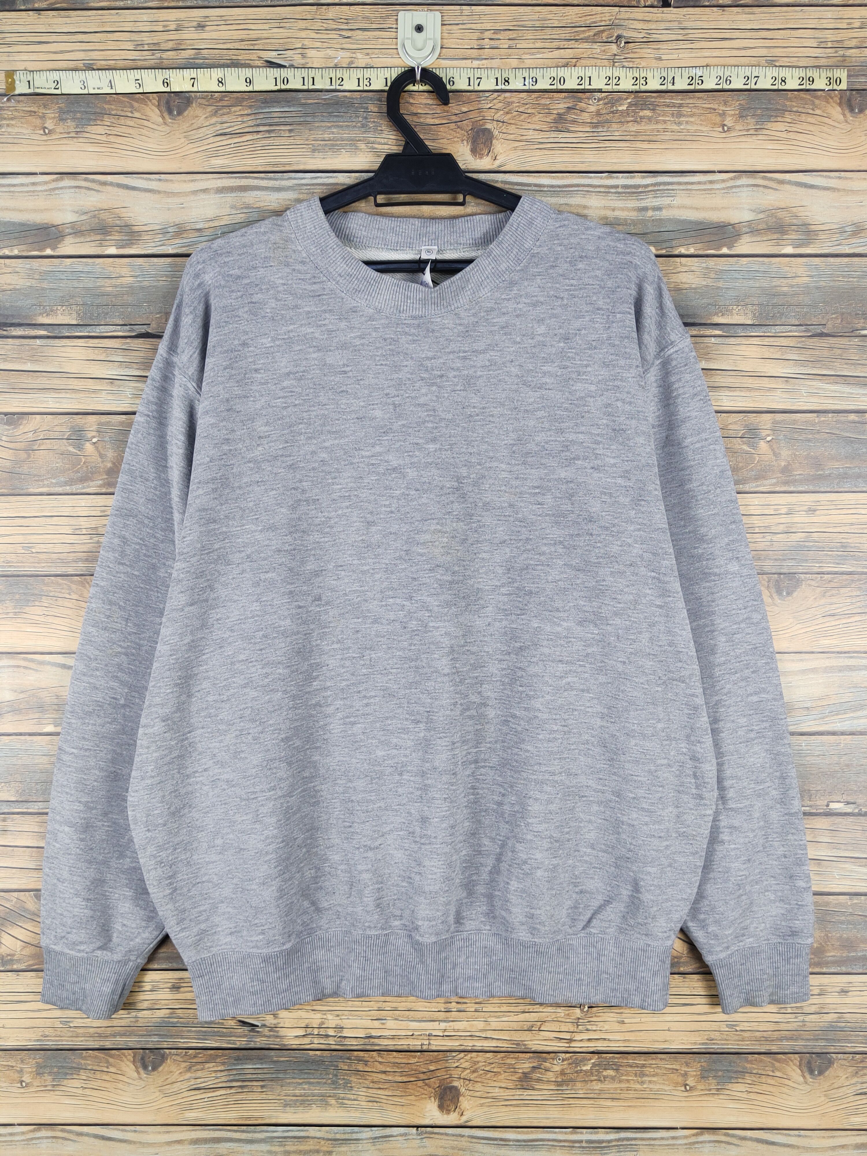 Japanese Brand × Vintage Uniqlo vintage plain Gray Sweatshirts #W1551 Size US XL / EU 56 / 4 - 1 Thumbnail