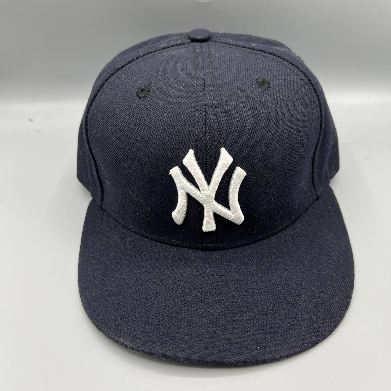 New Era New York Yankees Hat Men 7 1/8 59Fifty New Era Fitted Cap Size ONE SIZE - 1 Thumbnail