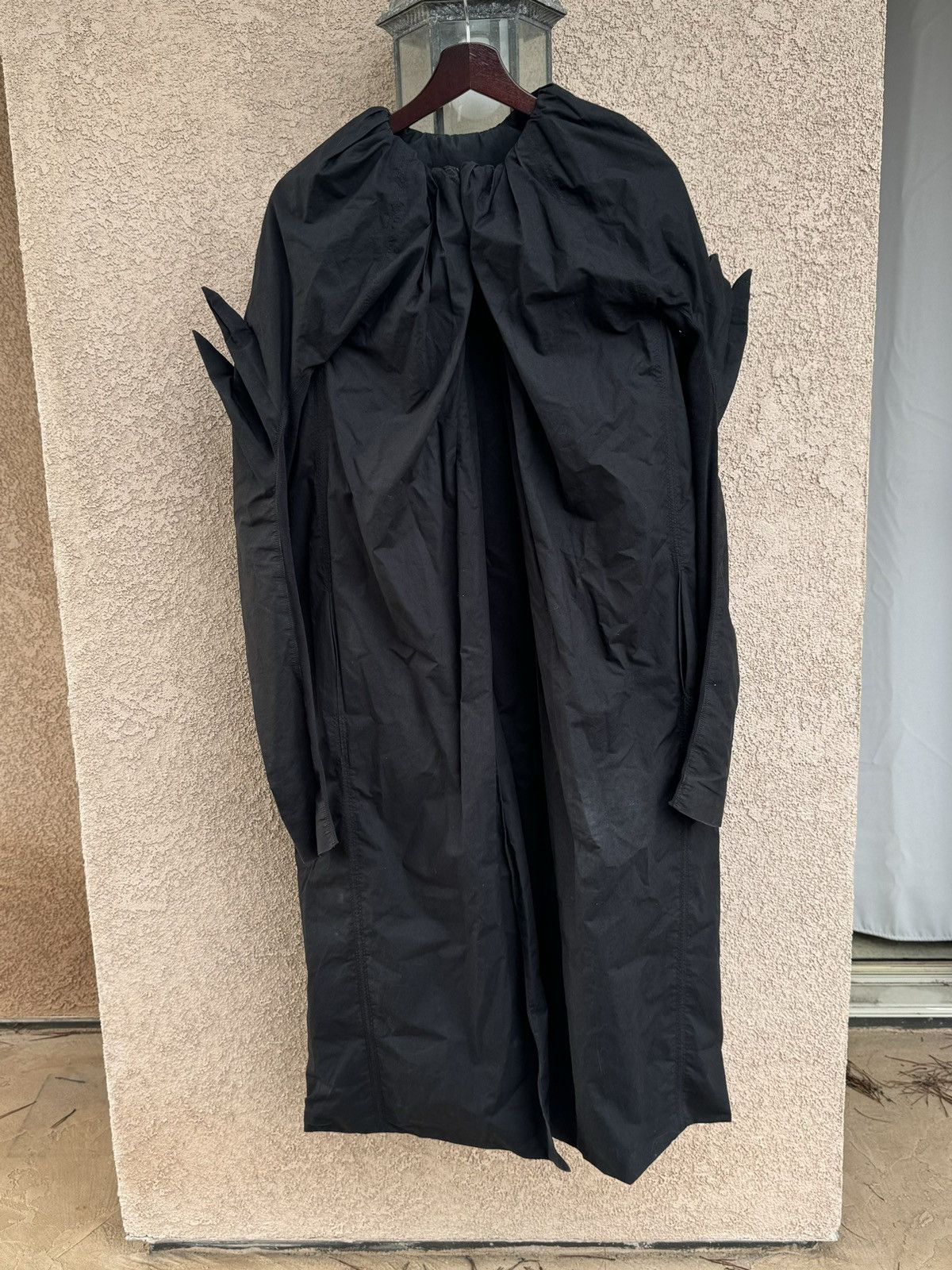 Rick Owens RARE Rick Owens strutter cape coat Size S / US 4 / IT 40 - 2 Thumbnail