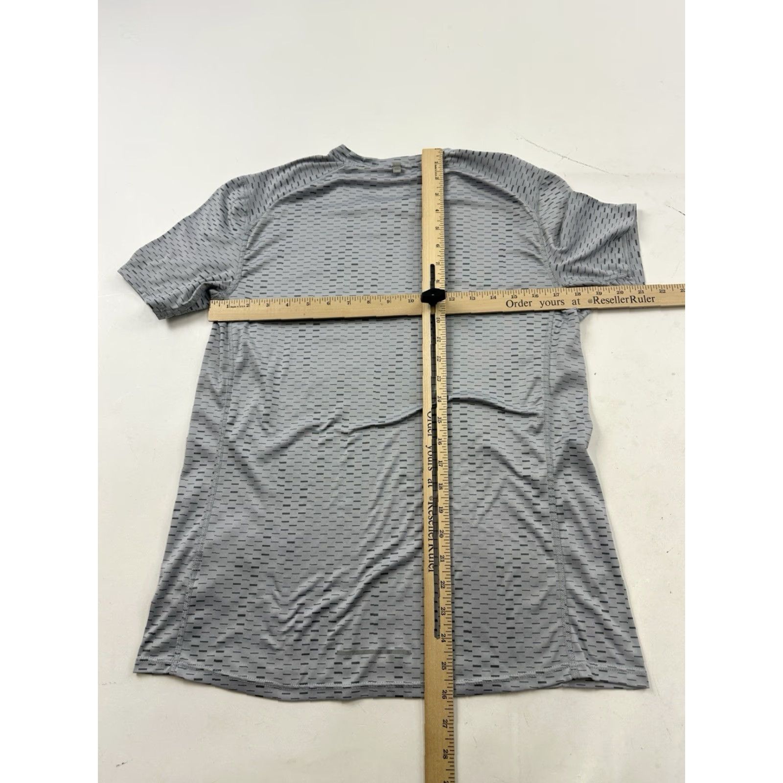 Nike Nike Shirt Mens M Gray Pullover Short Sleeve Running Run Top Size US M / EU 48-50 / 2 - 4 Thumbnail