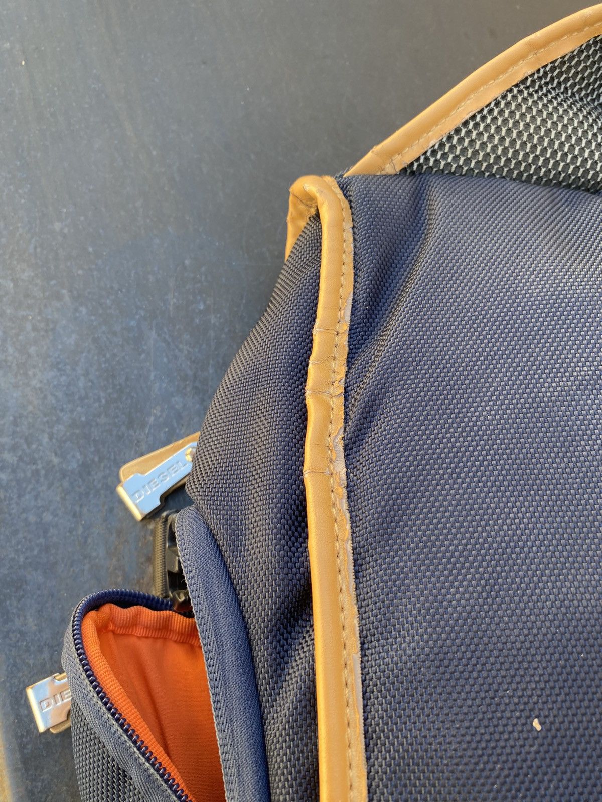 Diesel × Vintage Diesel Faded RARE Y2k vintage distressed sling bag Size ONE SIZE - 13 Thumbnail
