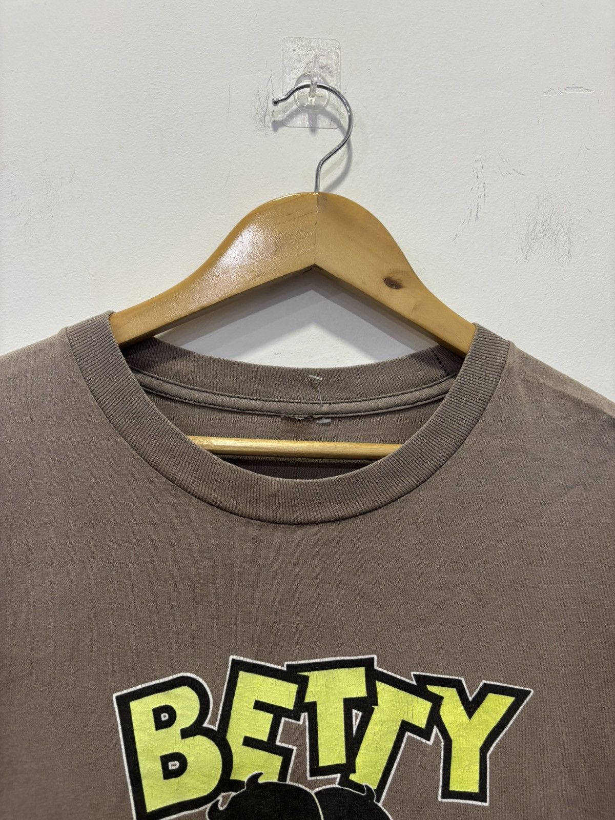 Vintage Vintage 90’s Betty Boop Mirror Print Tshirt Size US XL / EU 56 / 4 - 3 Thumbnail