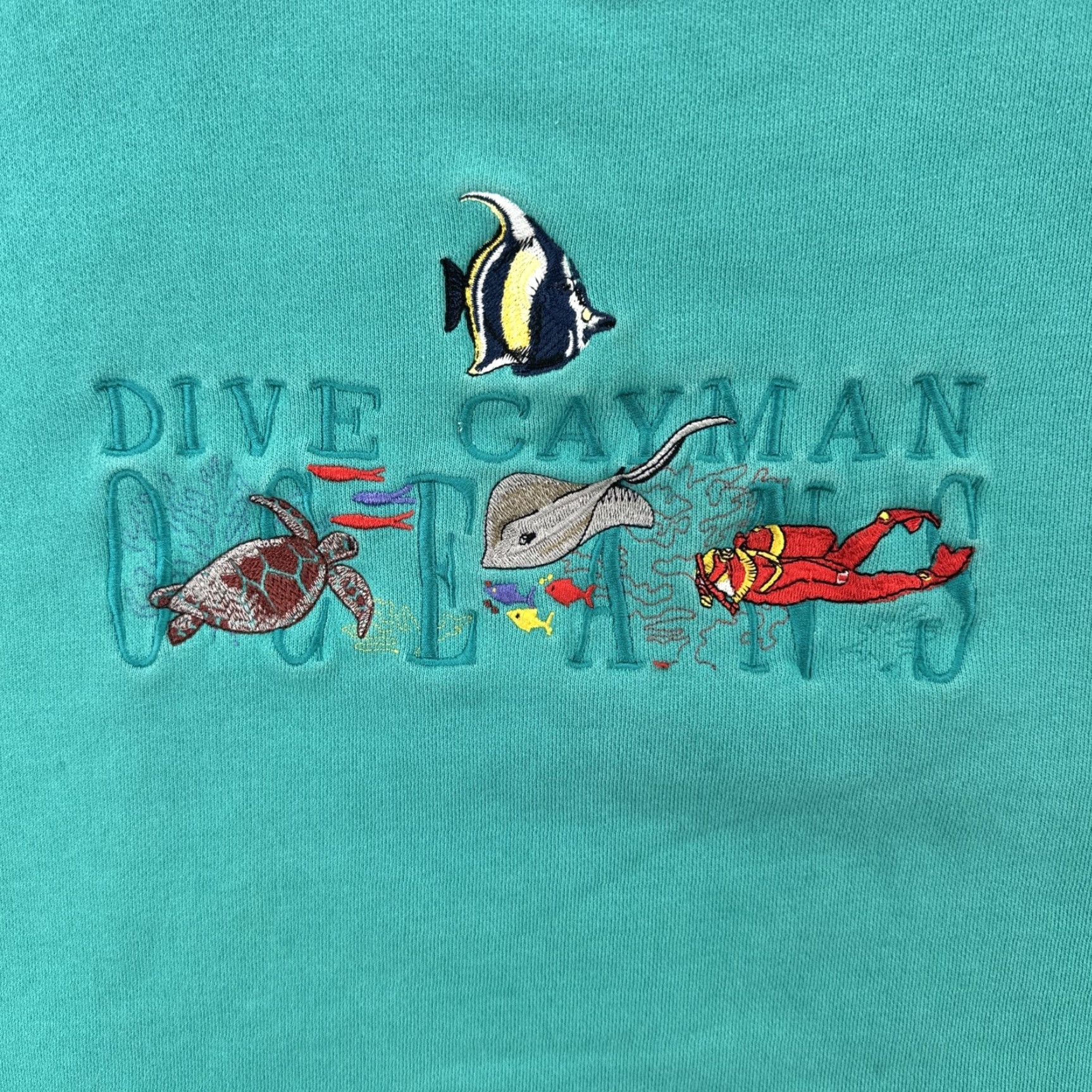 Vintage VINTAGE Men Large Green Crew Neck Sweatshirt Embroidered 90s Cayman Oceans Dive Size US L / EU 52-54 / 3 - 6 Thumbnail