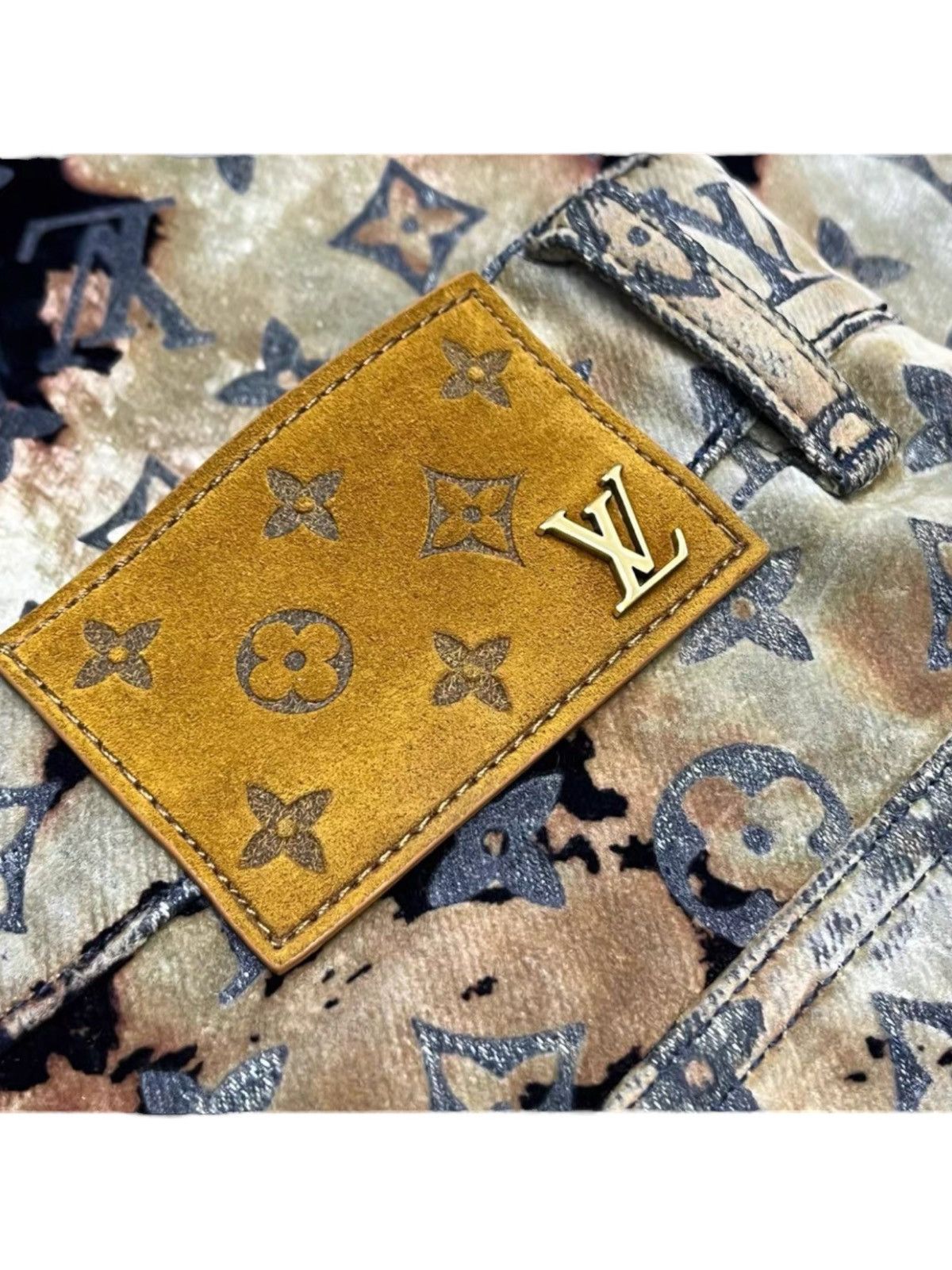 Louis Vuitton Louis Vuitton 34 Bleached Monogram Denim Jeans Size US 34 / EU 50 - 5 Thumbnail