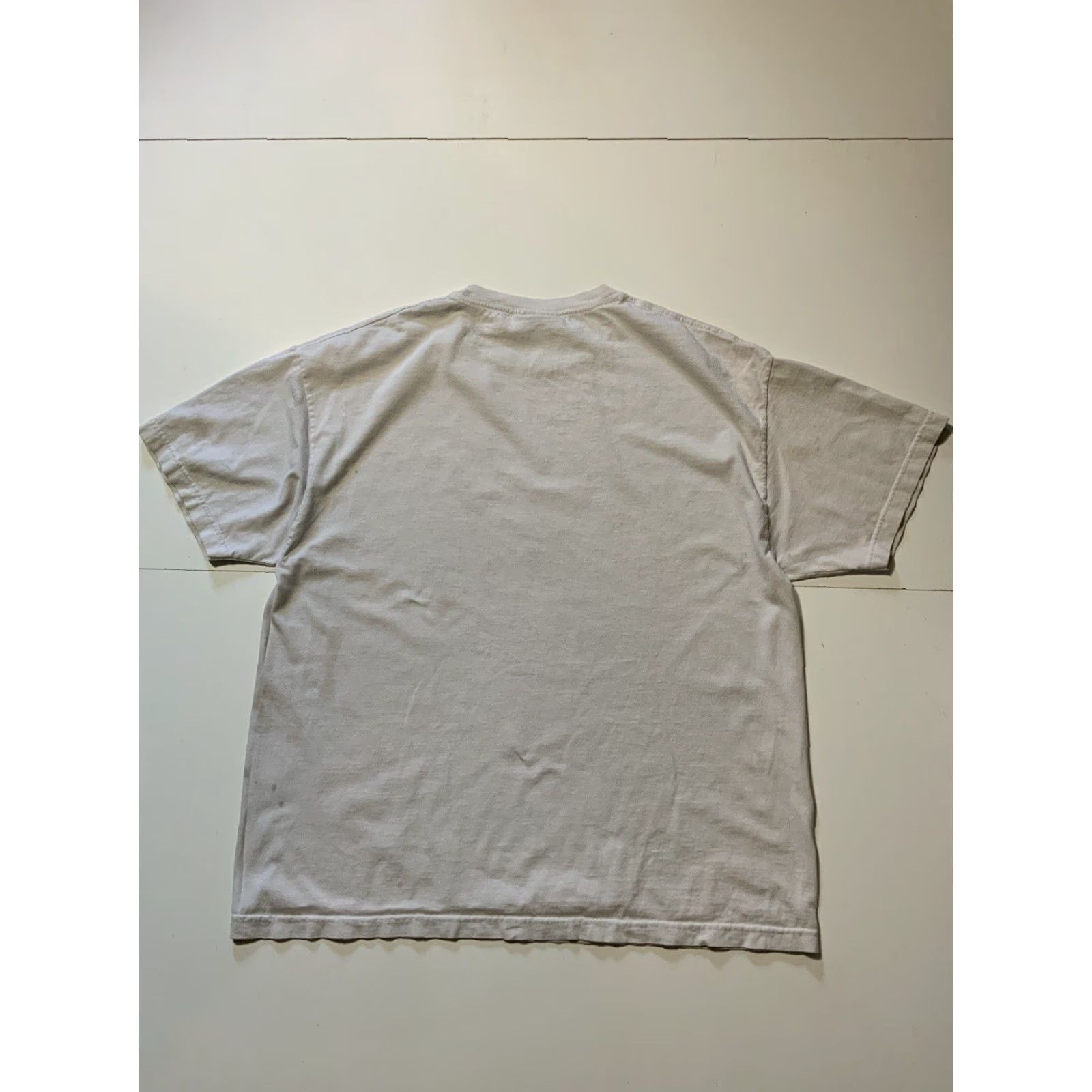 Vintage VTG Famous Stars & Straps T-Shirt Grunge Skulls Skeleton Straps Skateboard Graphic 2XL White Mens Size US XXL / EU 58 / 5 - 2 Thumbnail