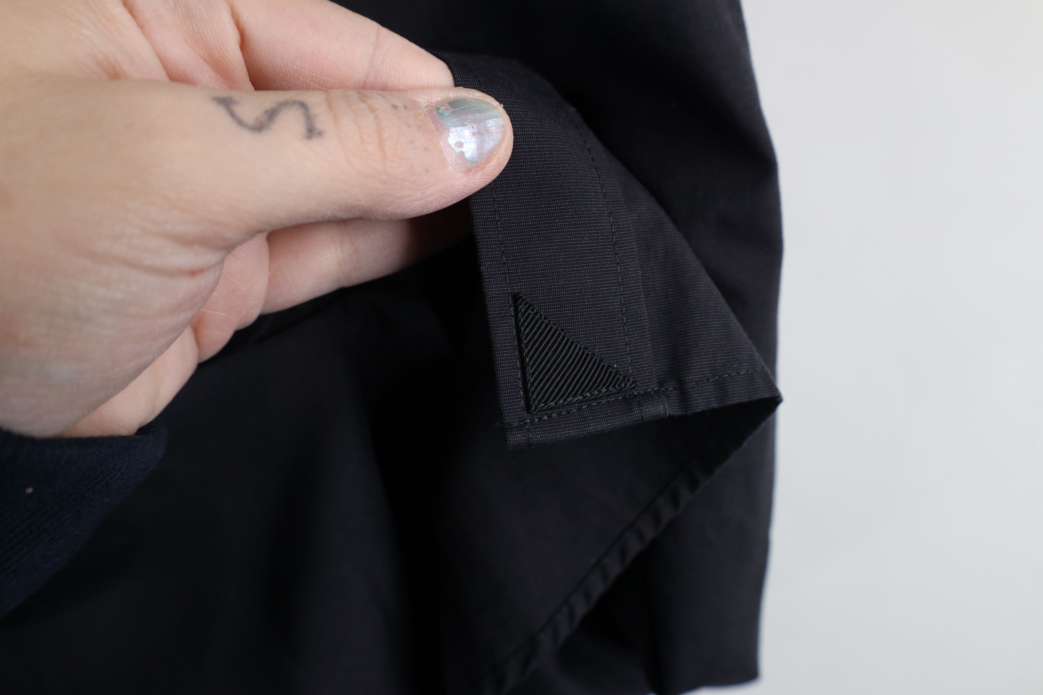 UNTUCKit × Vintage Untuckit Mens Short Sleeve Collared Button Shirt Black Size US XXL / EU 58 / 5 - 6 Thumbnail