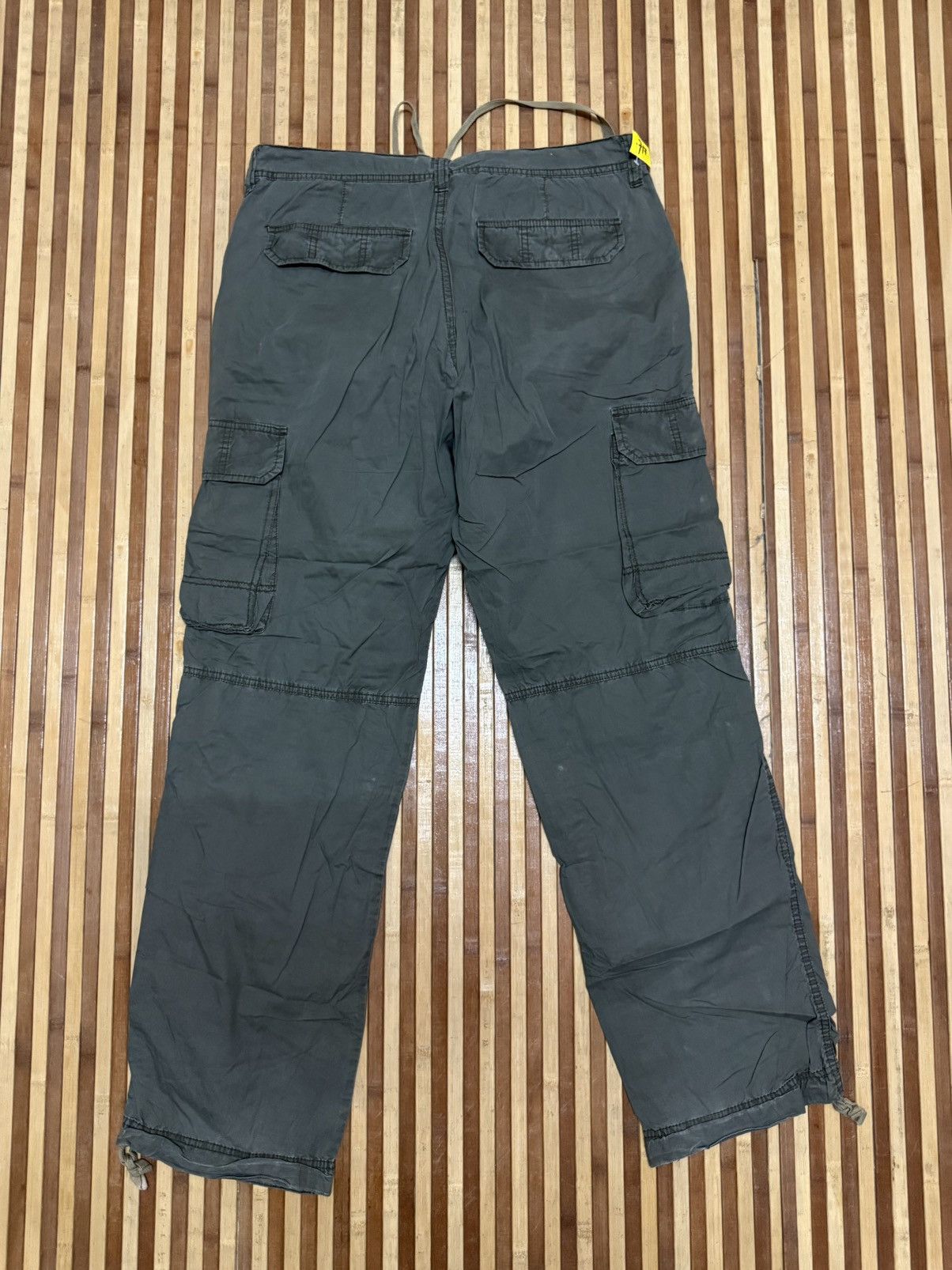 Uniqlo UNIQLO Cargo Pants Streetwear Multipocket W34X32 Size US 34 / EU 50 - 5 Thumbnail