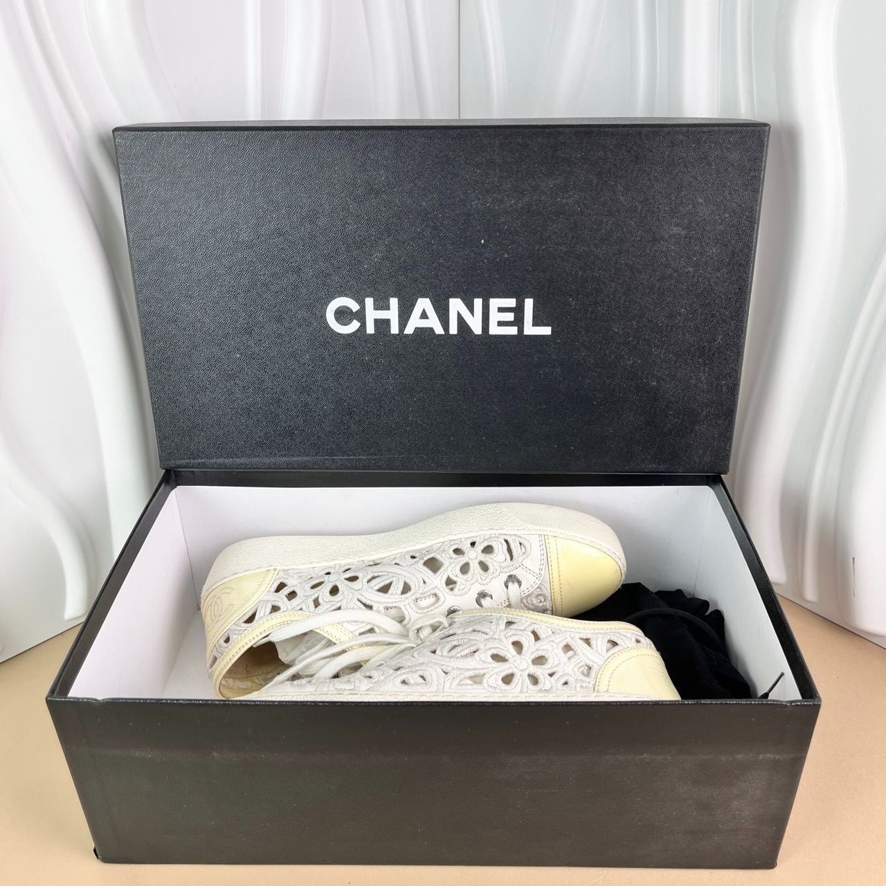 Chanel Chanel White Patent Leather Cutout Sneakers With Double C Lo Size US 7 / IT 37 - 3 Thumbnail