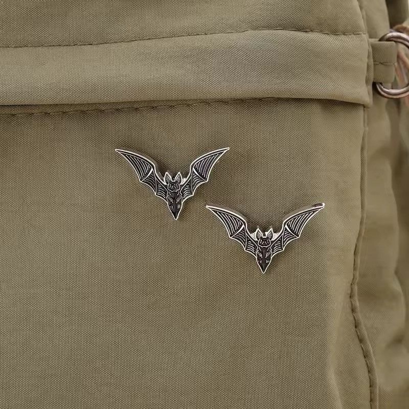 Jewelry Bat Enamel Pins Gothic Punk Halloween Brooch Collar Badge Size ONE SIZE - 3 Thumbnail