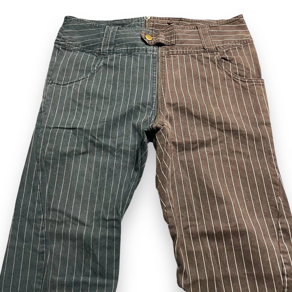20471120 × Beauty Beast × Japanese Brand 🇯🇵 JAPANESE CUSTOM TWO TONES STRIPED SPIRAL CUT PANTS Size US 31 - 3 Thumbnail