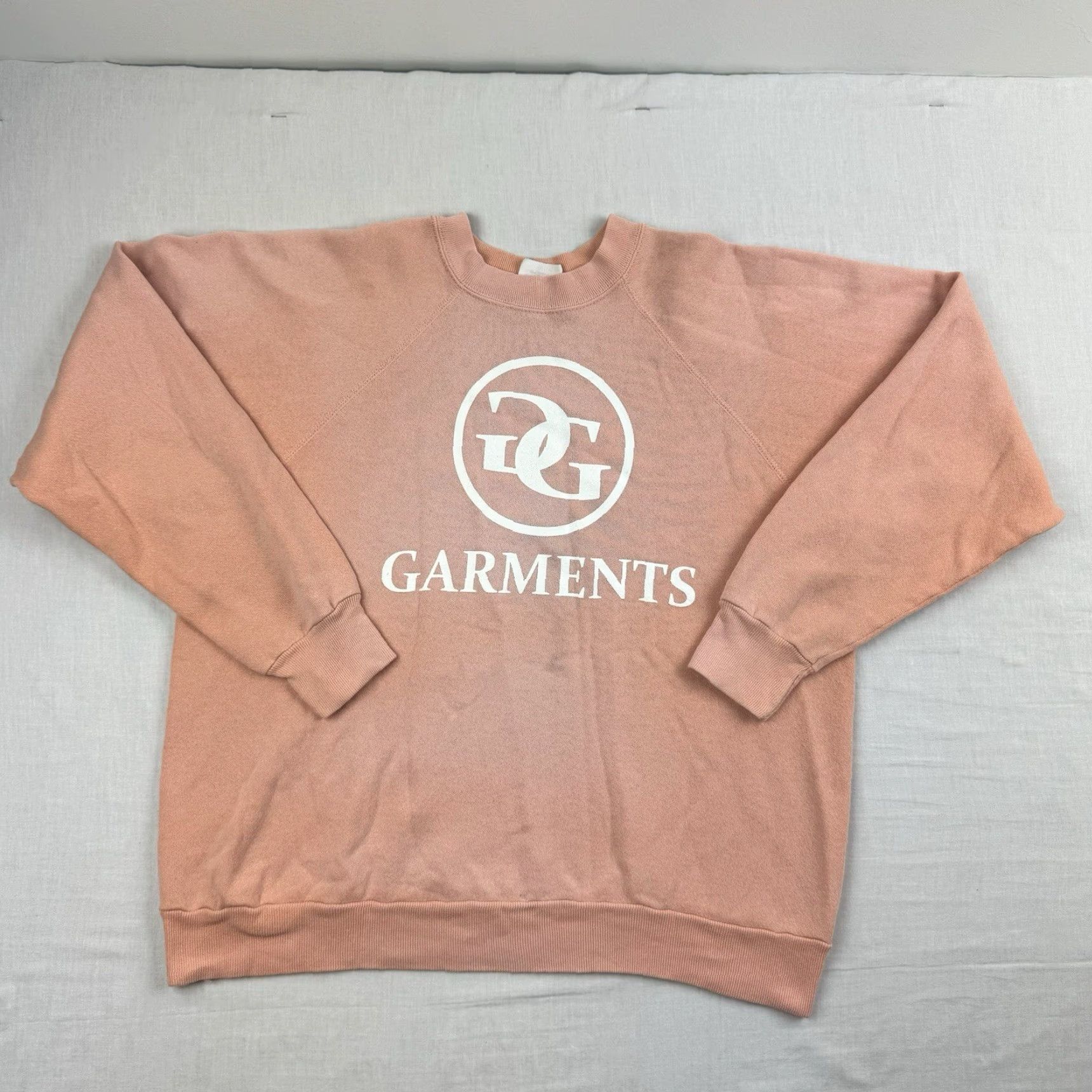 Tultex VINTAGE Tultex Sweatshirt Shirt Adult Large Pink 80s Spellout Graphic Obscure Mens Pullover Size US L / EU 52-54 / 3 - 2 Thumbnail