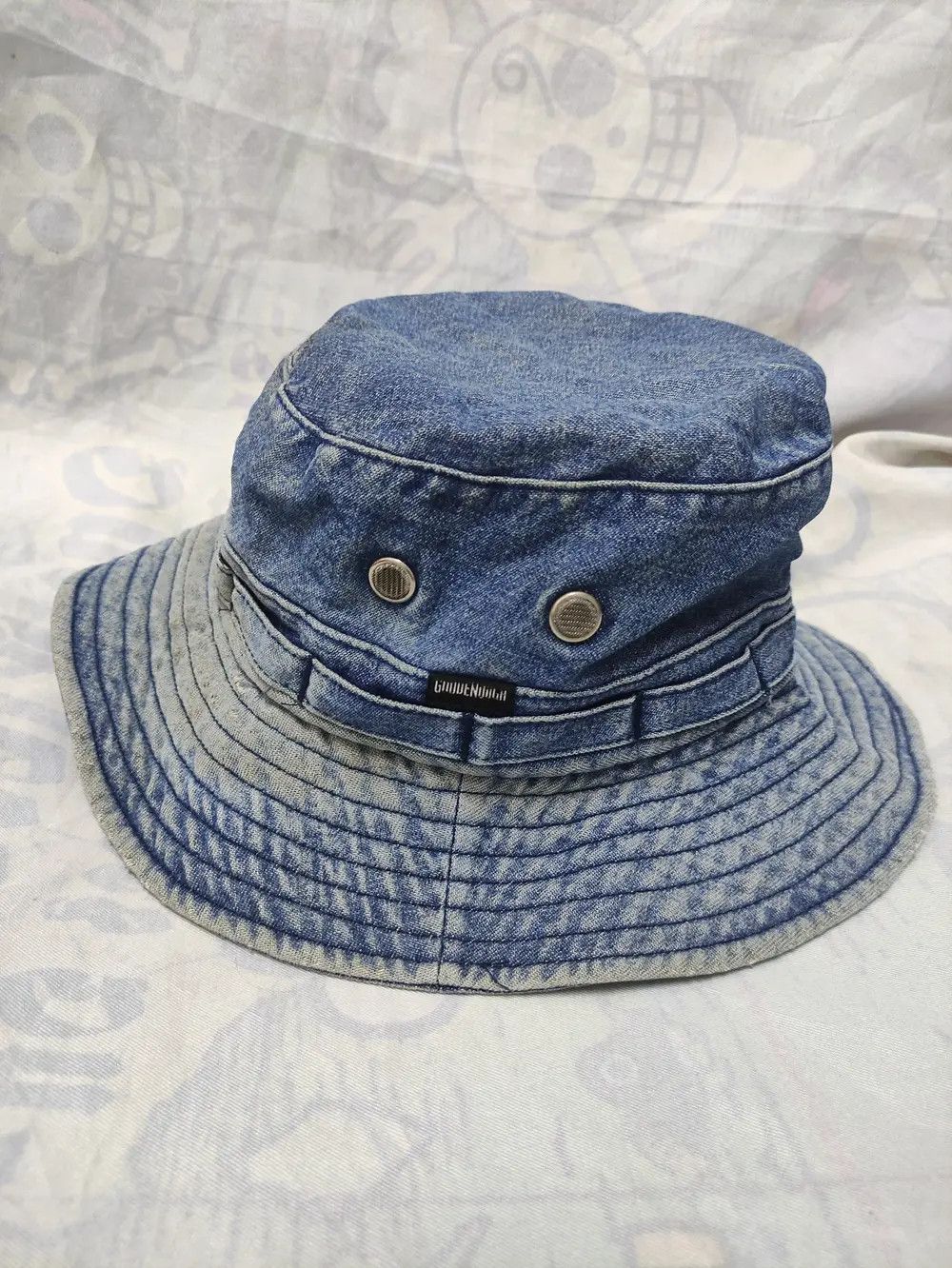GOODENOUGH × Head Porter GOODENOUGH x HEAD PORTER VINTAGE DENIM BUCKET HAT Size ONE SIZE - 2 Thumbnail