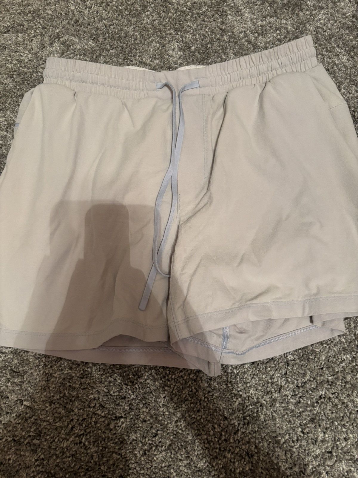 Lululemon Lulu shorts Size US 32 / EU 48 - 1 Thumbnail