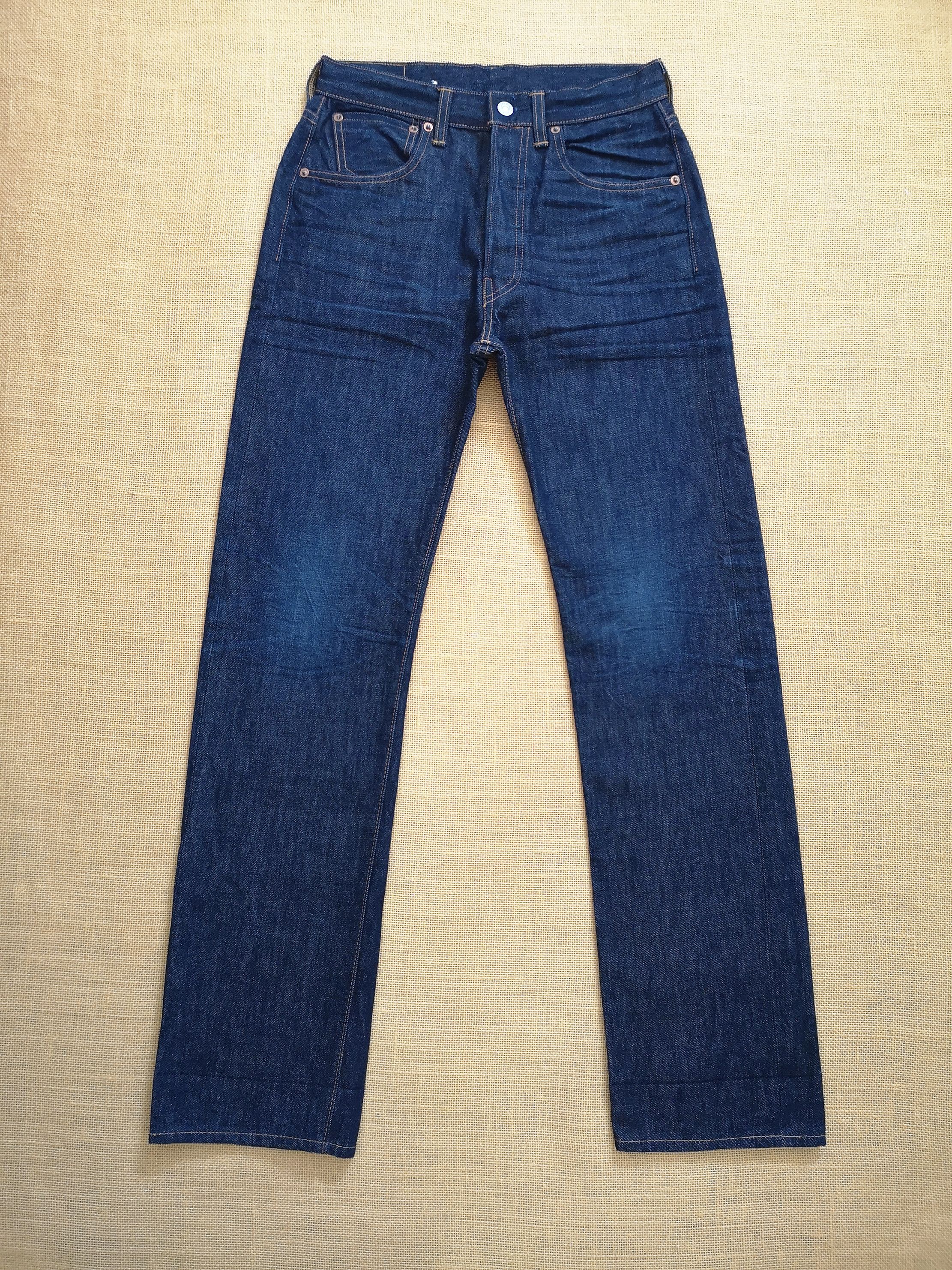 Levi's Vintage Clothing 501xx Jeans - 1947 Repro - Big E Selvedge - Made in USA Size US 28 / EU 44 - 2 Thumbnail