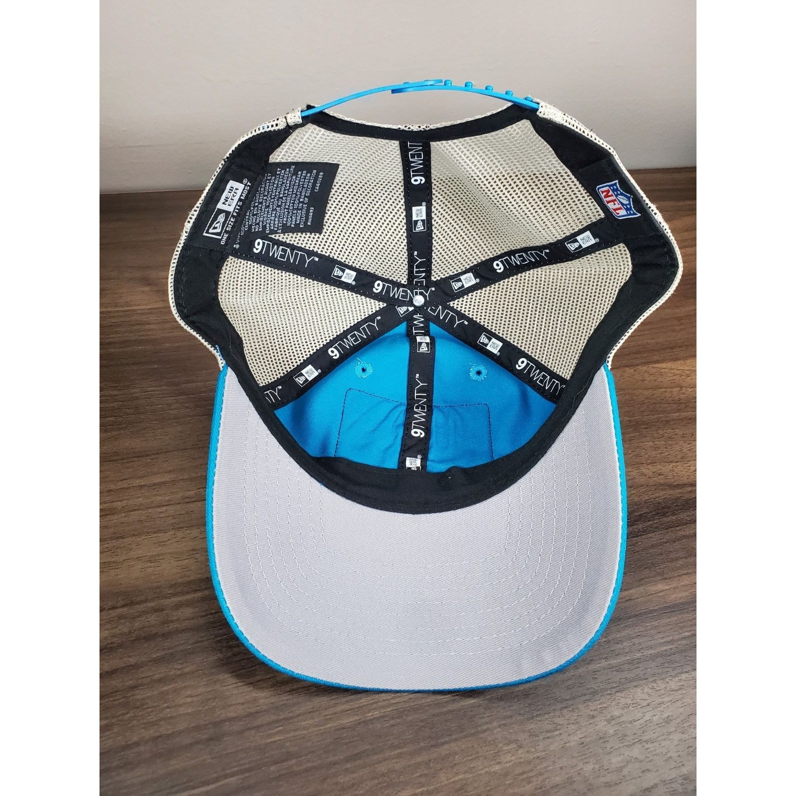 NFL × New Era Carolina Panthers 9Twenty Mesh Trucker Hat Snapback Cap NFL Size ONE SIZE - 8 Thumbnail