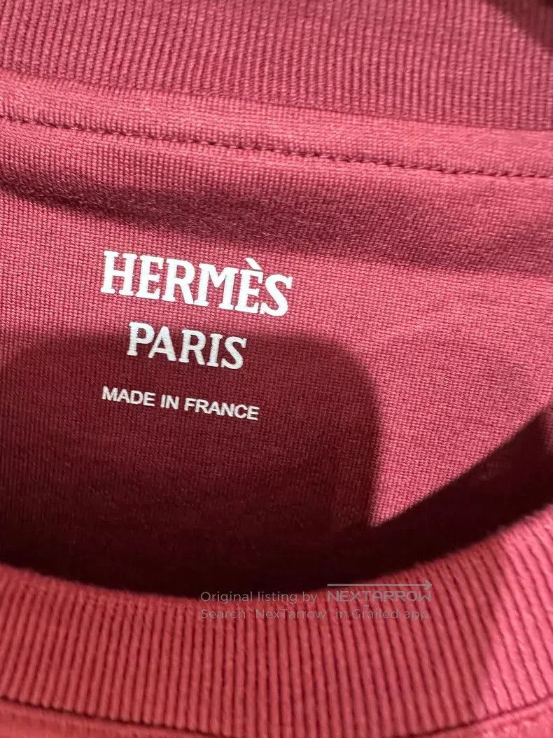 Hermes Hermes Women's Printed Slim Fit Short Sleeve T-Shirt Red Size XS / US 0-2 / IT 36-38 - 2 Thumbnail