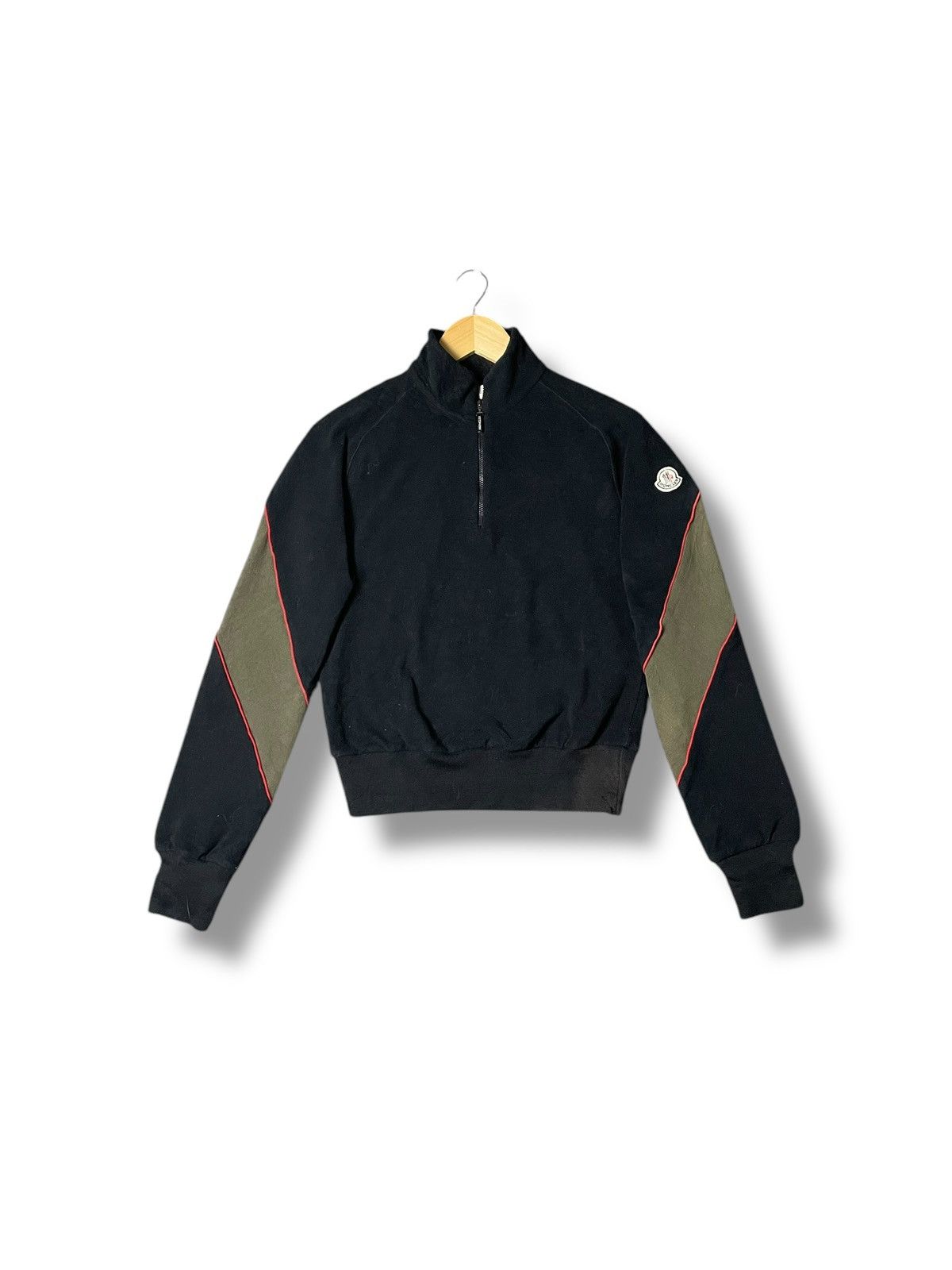 Moncler Moncler Front LOGO Hooded Jacket (76dmo240419014