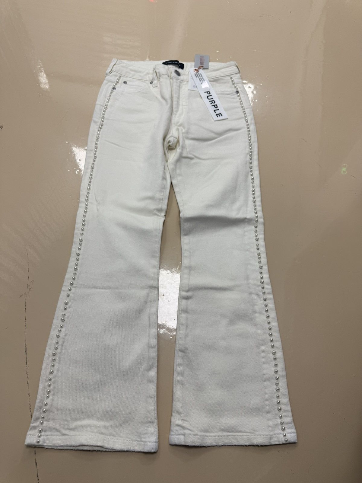 Other Purple Brand Pearls Whisper White Jeans Size 26" / US 2 / IT 38 - 1 Thumbnail