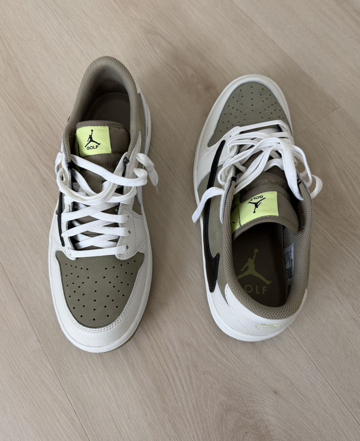 Jordan Brand × Travis Scott Travis Scott x Jordan 1 Retro Low Golf Neutral Olive Size US 10 / EU 43 - 10 Thumbnail