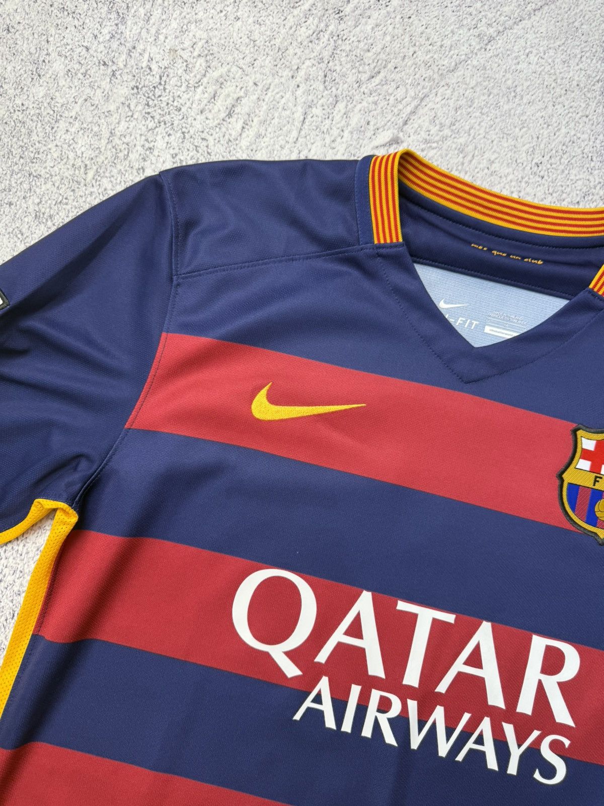 FC BARCELONA SPAIN 2016 HOME FOOTBALL SHIRT JERSEY #10 Messi