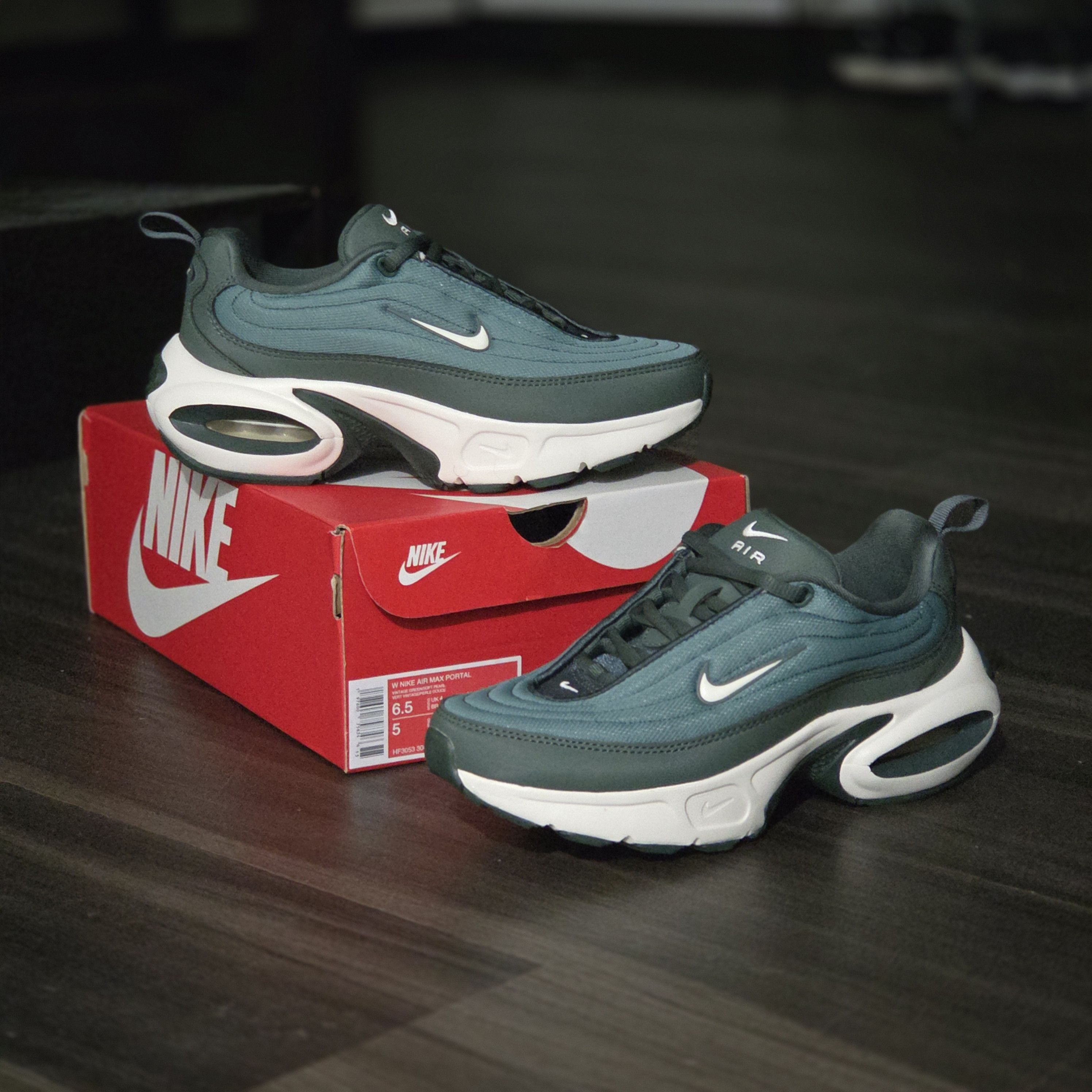 Nike Nike Air Max Women’s Vintage Green Bicoastal Soft-SZ 6.5 Size US 6.5 / IT 36.5 - 16 Thumbnail