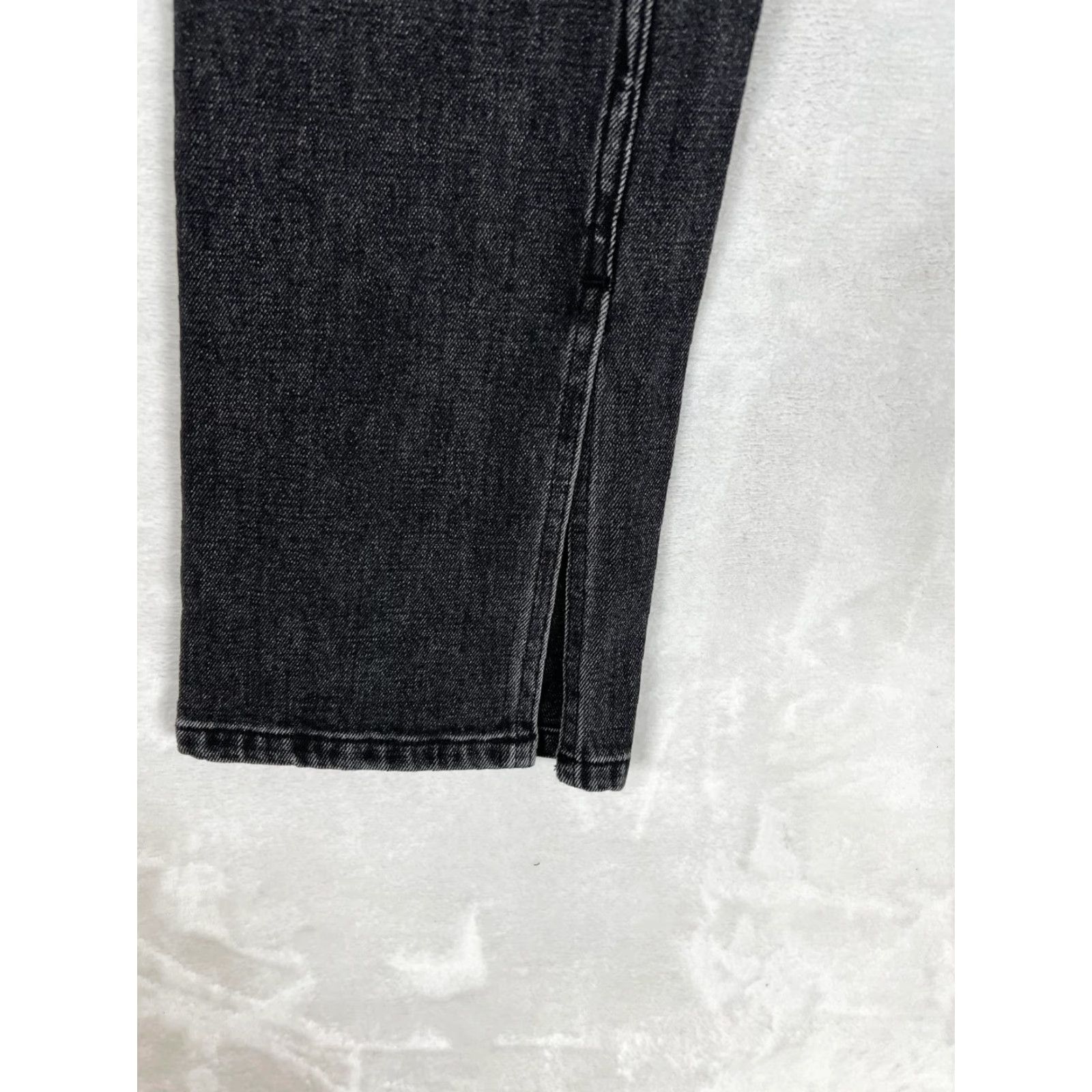 Abercrombie & Fitch Abercrombie & Fitch The Skinny High Rise Jeans Womens 6S Black Slit Denim Size 28" / US 6 / IT 42 - 2 Thumbnail