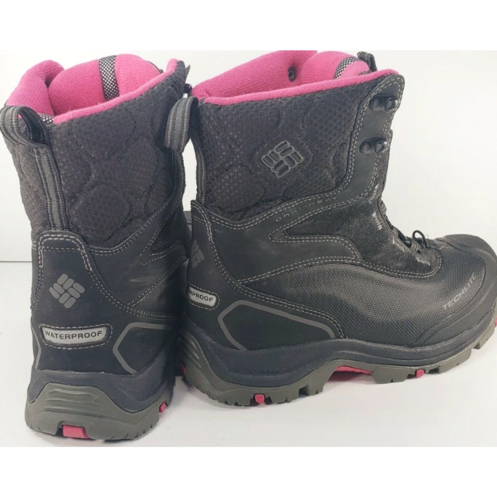 Vintage Columbia Bugaboot Plus Omni Heat Boots Women 7M Black Pink Snow Boot Winter Waterproof 200 Gram BL 1490-010 Size US 6 / IT 36 - 4 Thumbnail