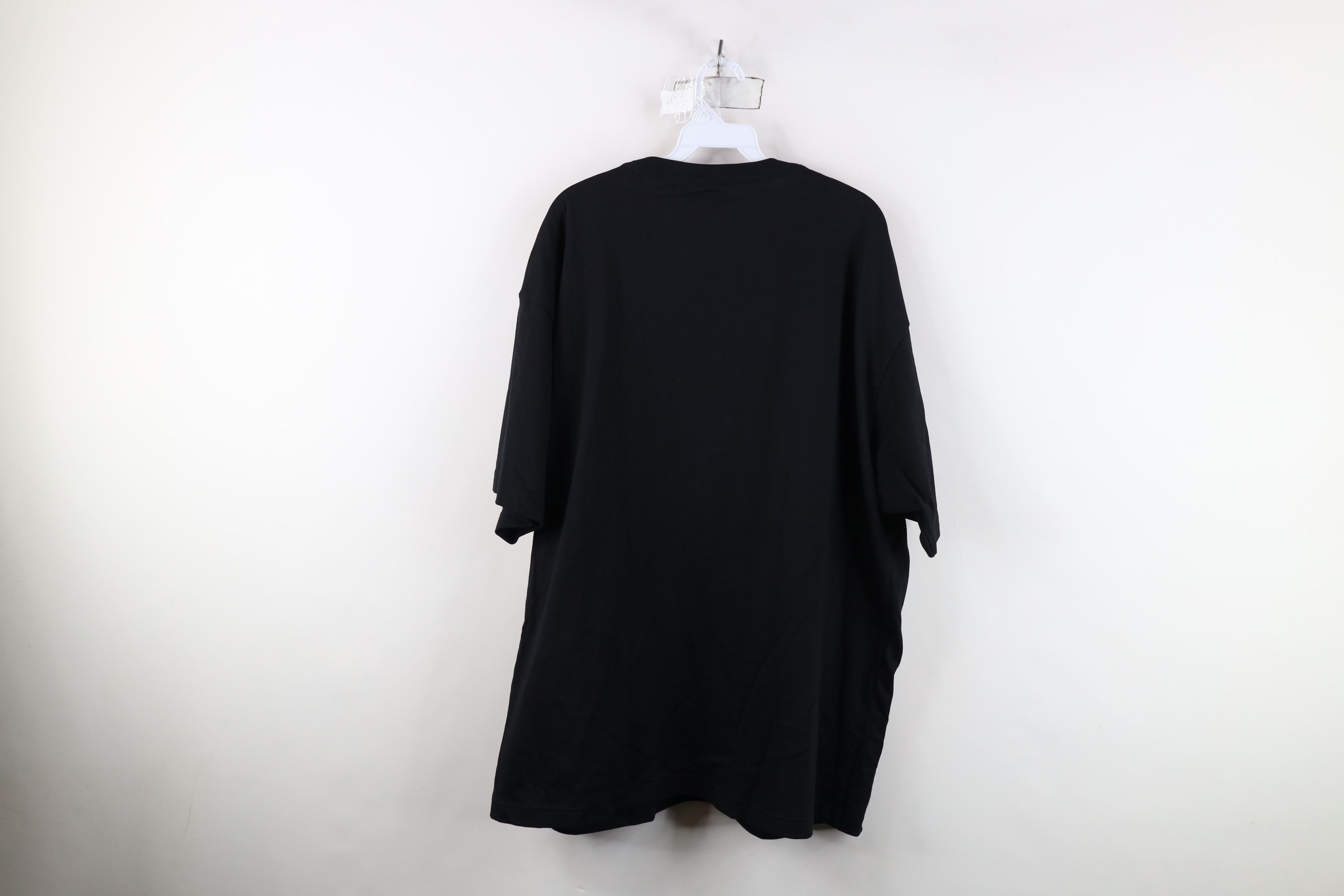 Uniqlo New Uniqlo x Star Wars The Empire Strikes Back T-Shirt Size US XL / EU 56 / 4 - 13 Thumbnail