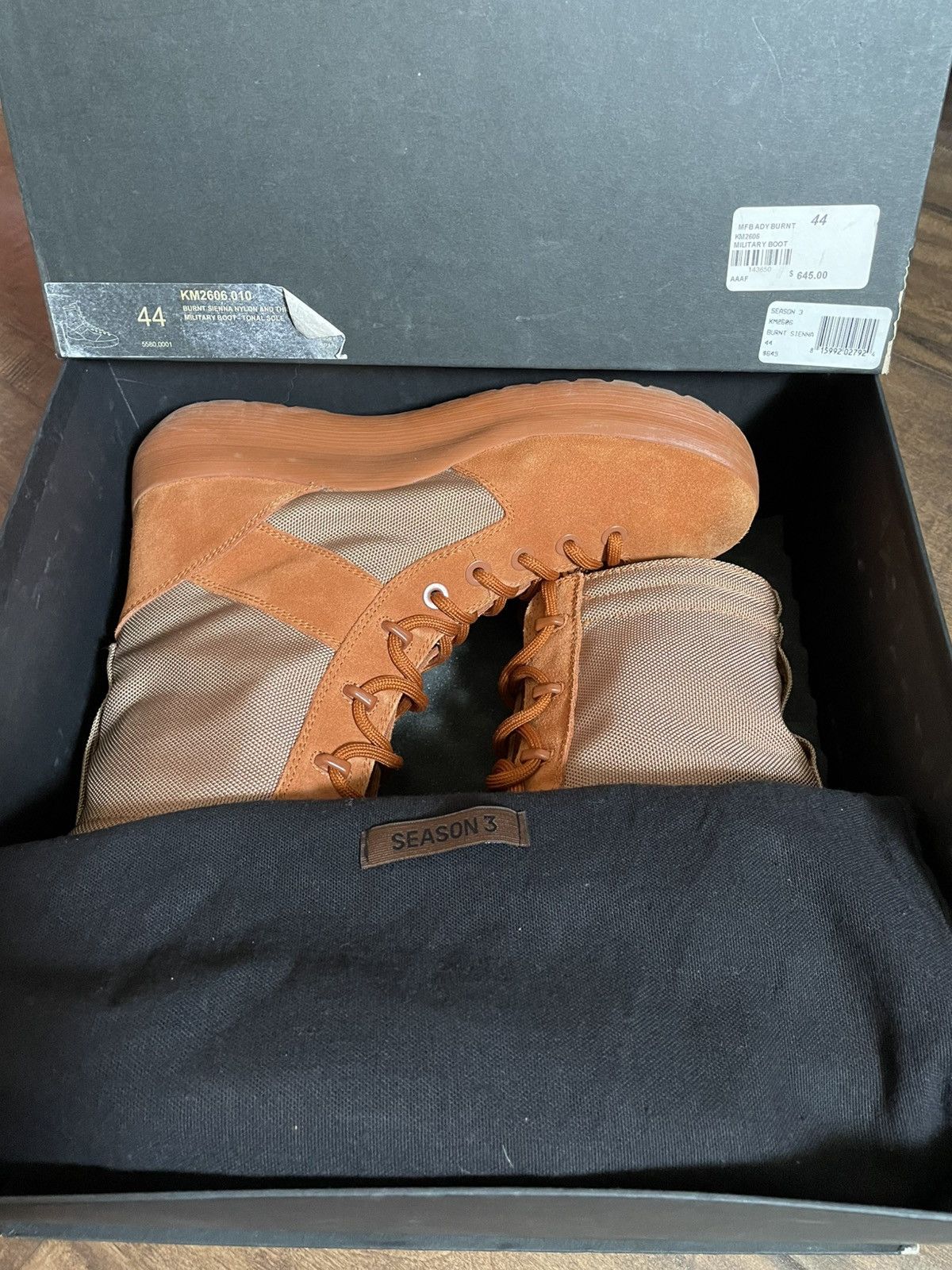 Yeezy season 3 burnt sienna
