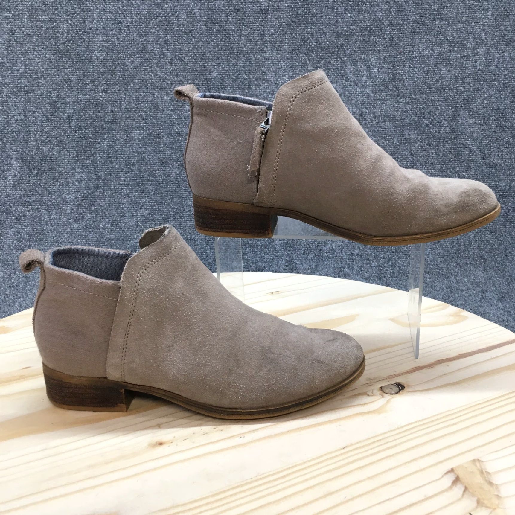 Toms TOMS Boots Womens 8.5 Deia Casual Slip On Ankle Bootie Taupe Suede Brown Leather Ultralight Zipper Casual 10009622 Boots Womens Size US 9 / IT 39 - 2 Thumbnail