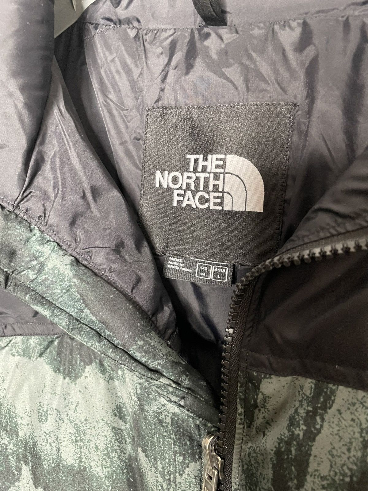 The North Face North Face Nuptse Daunen Jacke - Seltenes Green Tiger Design Size US M / EU 48-50 / 2 - 6 Thumbnail