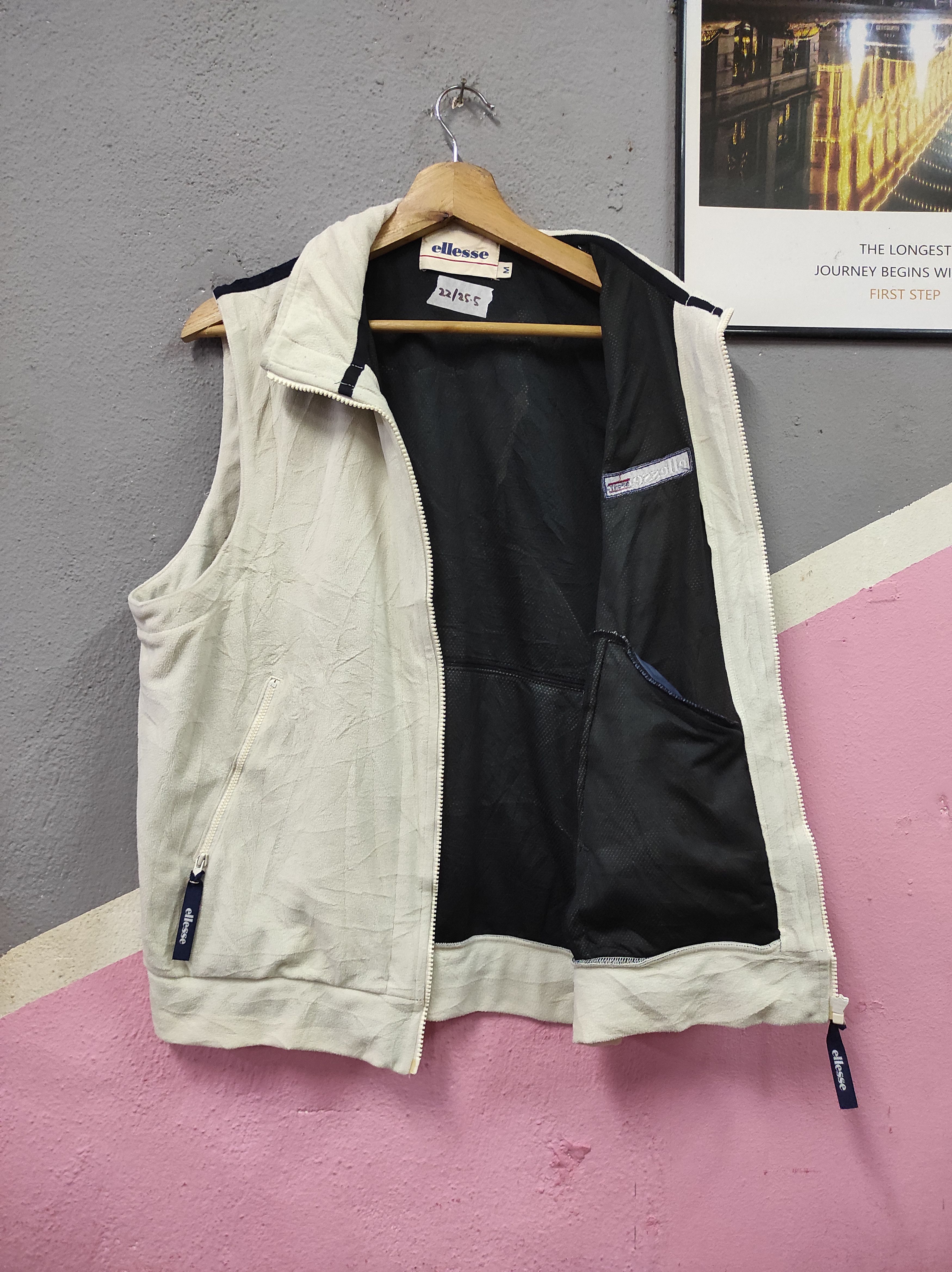 Ellesse × Japanese Brand ELLESSE SPORTS GORE WINDSTOPPER VEST JACKET SLEEVELESS Size US M / EU 48-50 / 2 - 4 Thumbnail